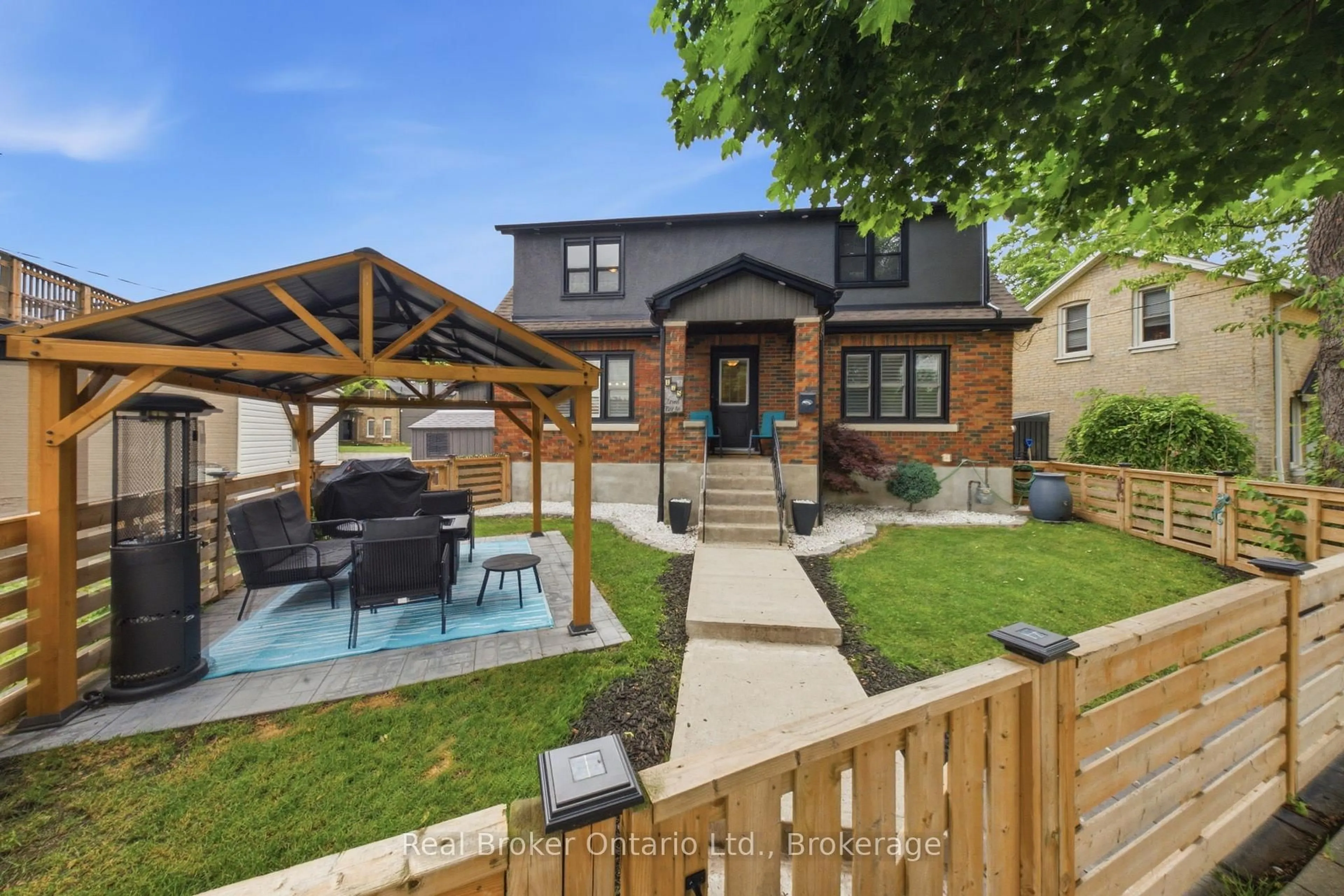 Home with brick exterior material, street for 175 Grand River Ave, Brantford Ontario N3T 4X7