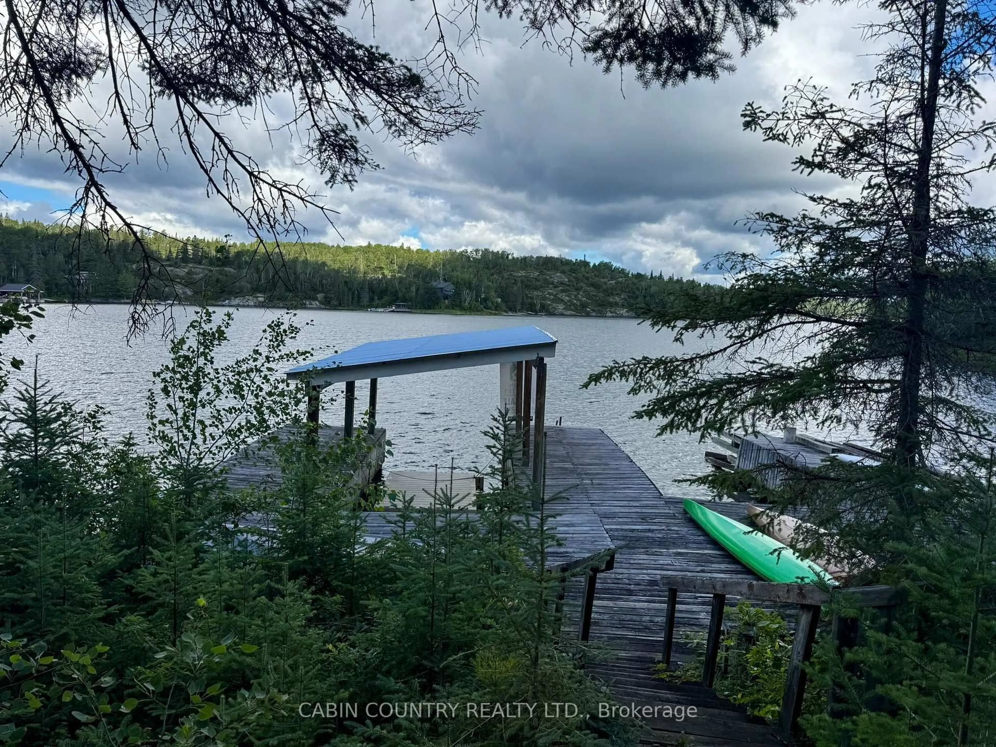 A pic from outside/outdoor area/front of a property/back of a property/a pic from drone, water/lake/river/ocean view for 1020 1021 Zig Zag Island, Kenora Remote Area Ontario P0X 1S0