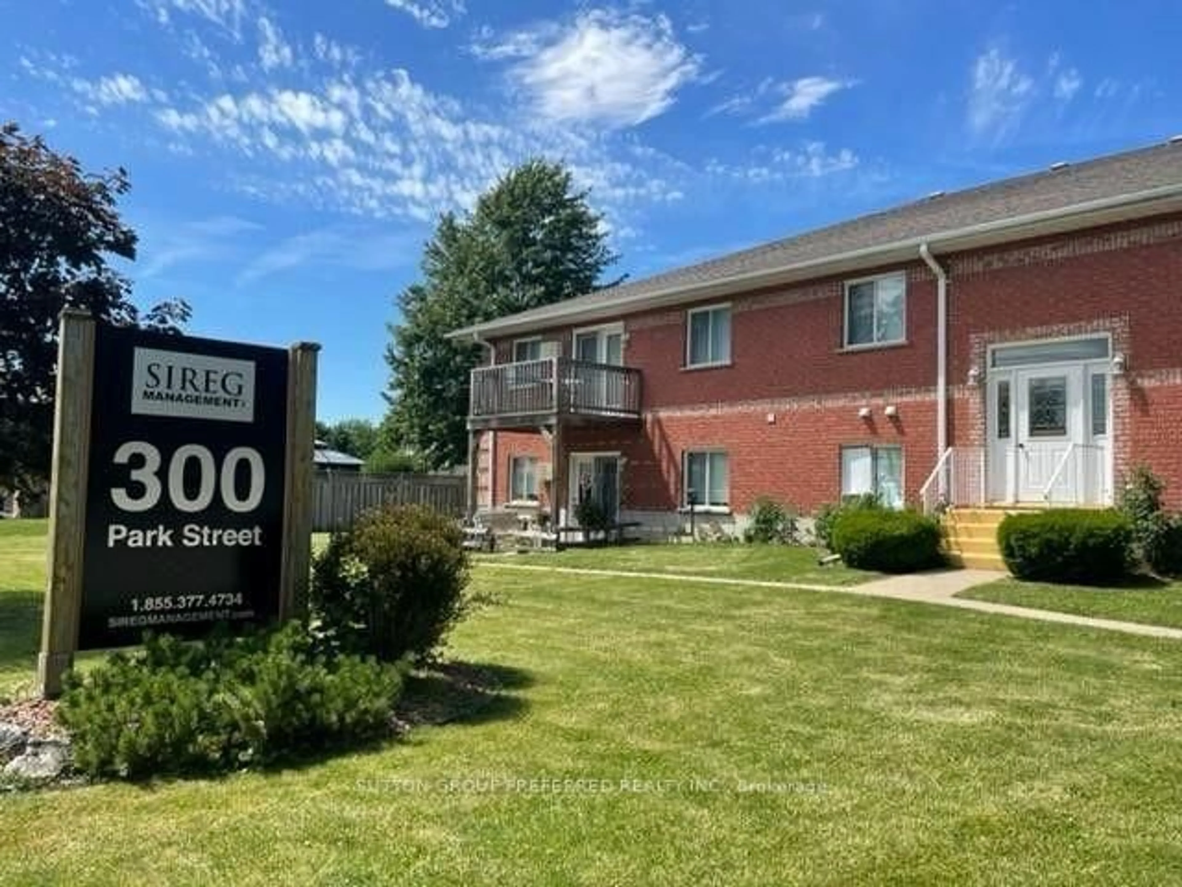 Unknown for 300 Park St #101, Chatham-Kent Ontario N0P 1M0