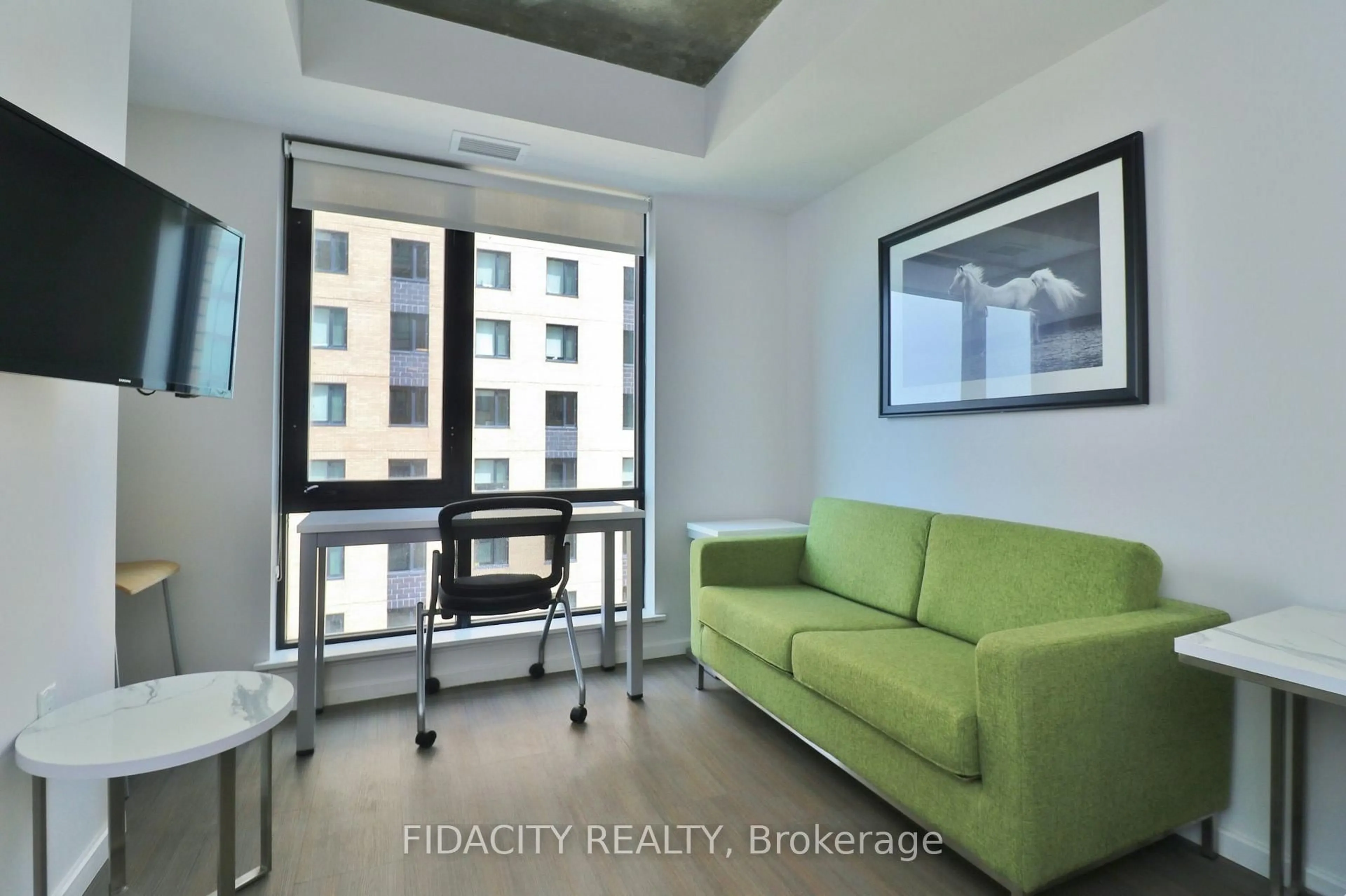 A pic of a room for 105 Champagne Ave #2908, Ottawa Ontario K1S 5E5