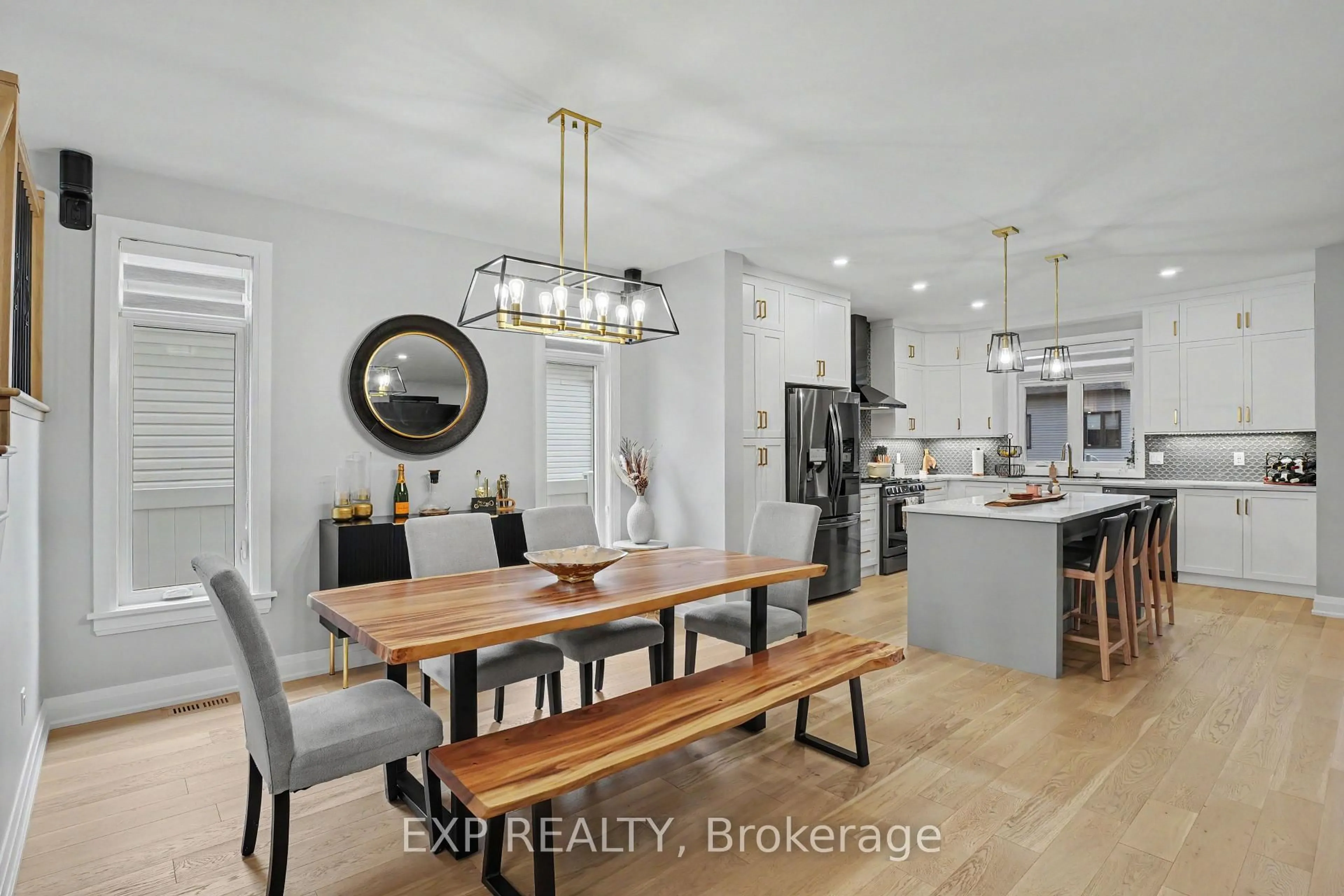 Open concept kitchen, unknown for 1151 Avignon St, Russell Ontario K0A 1W0