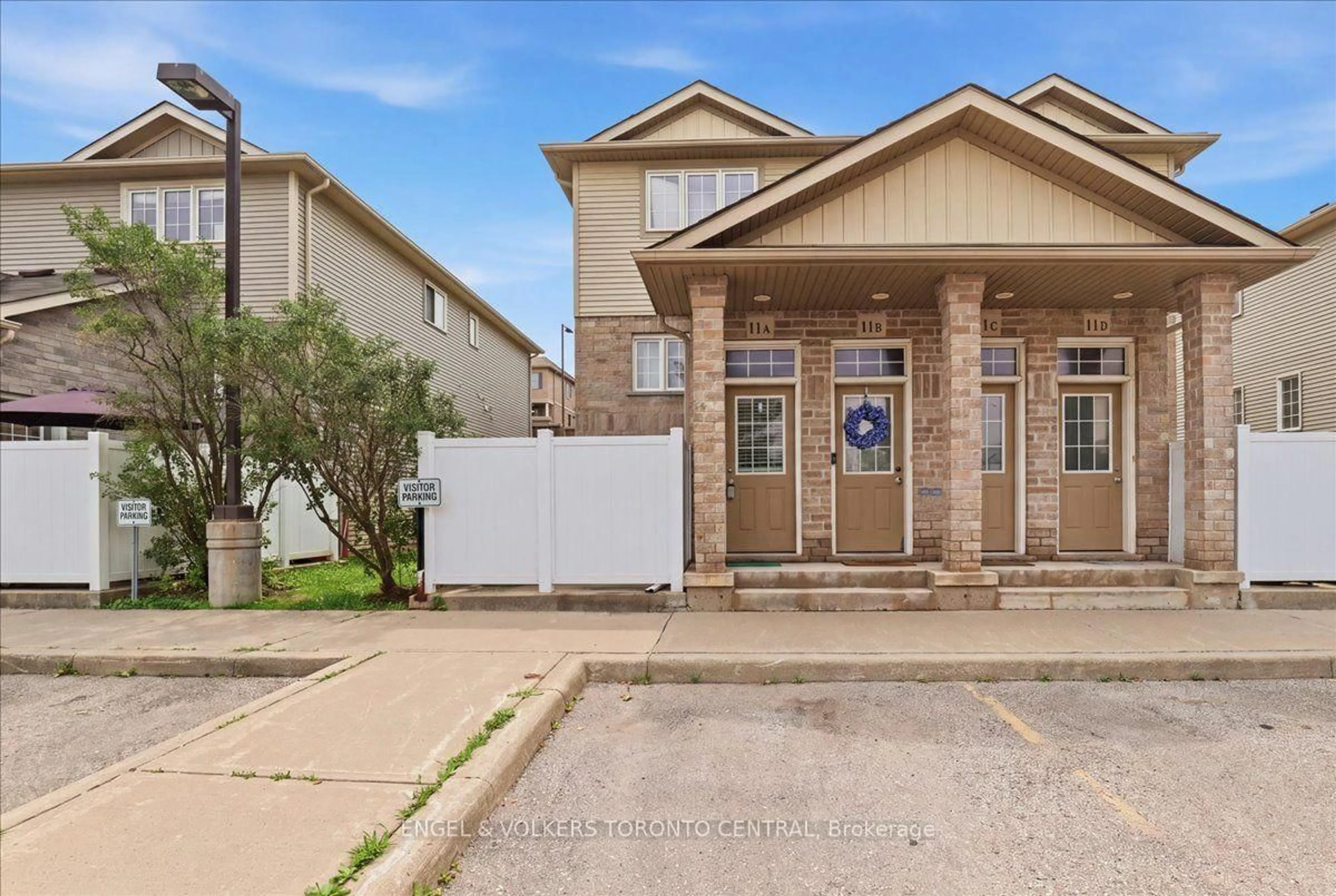 Unknown for 240 Westmeadow Dr #11A, Kitchener Ontario N2N 0A1