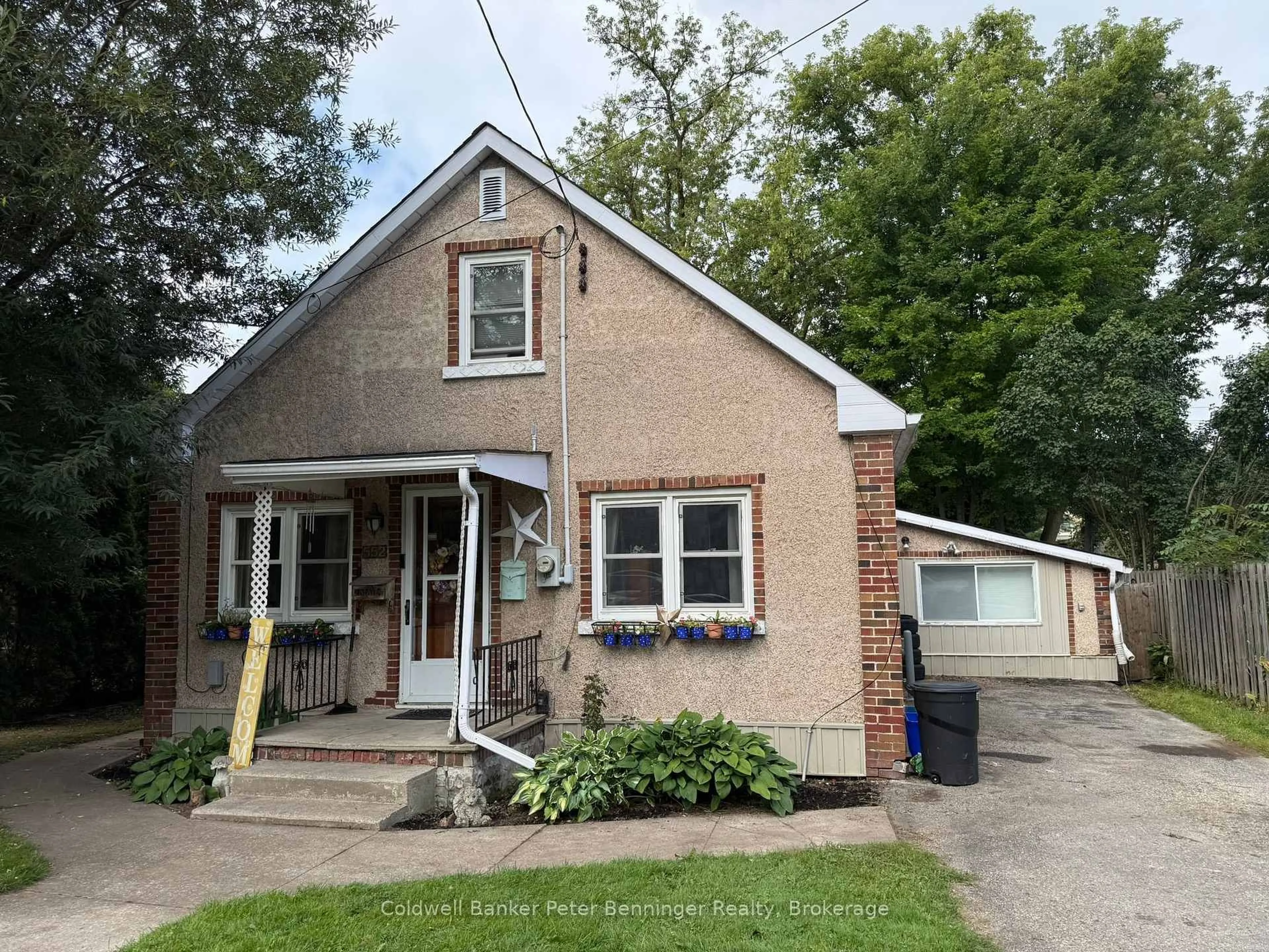 Unknown for 552 11th Ave, Hanover Ontario N4N 2S4