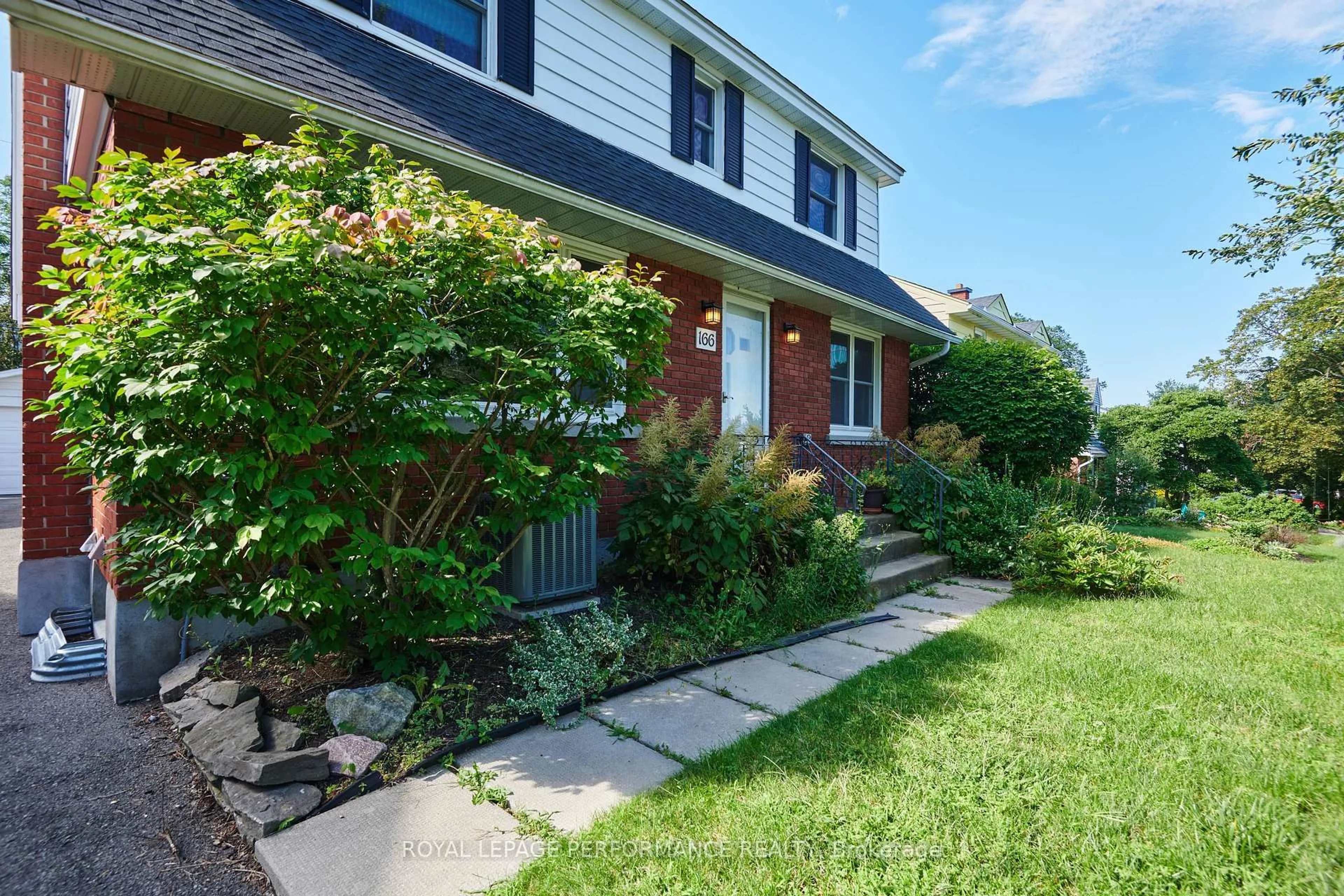Unknown for 166 Winther Ave, Ottawa Ontario K1H 6E2