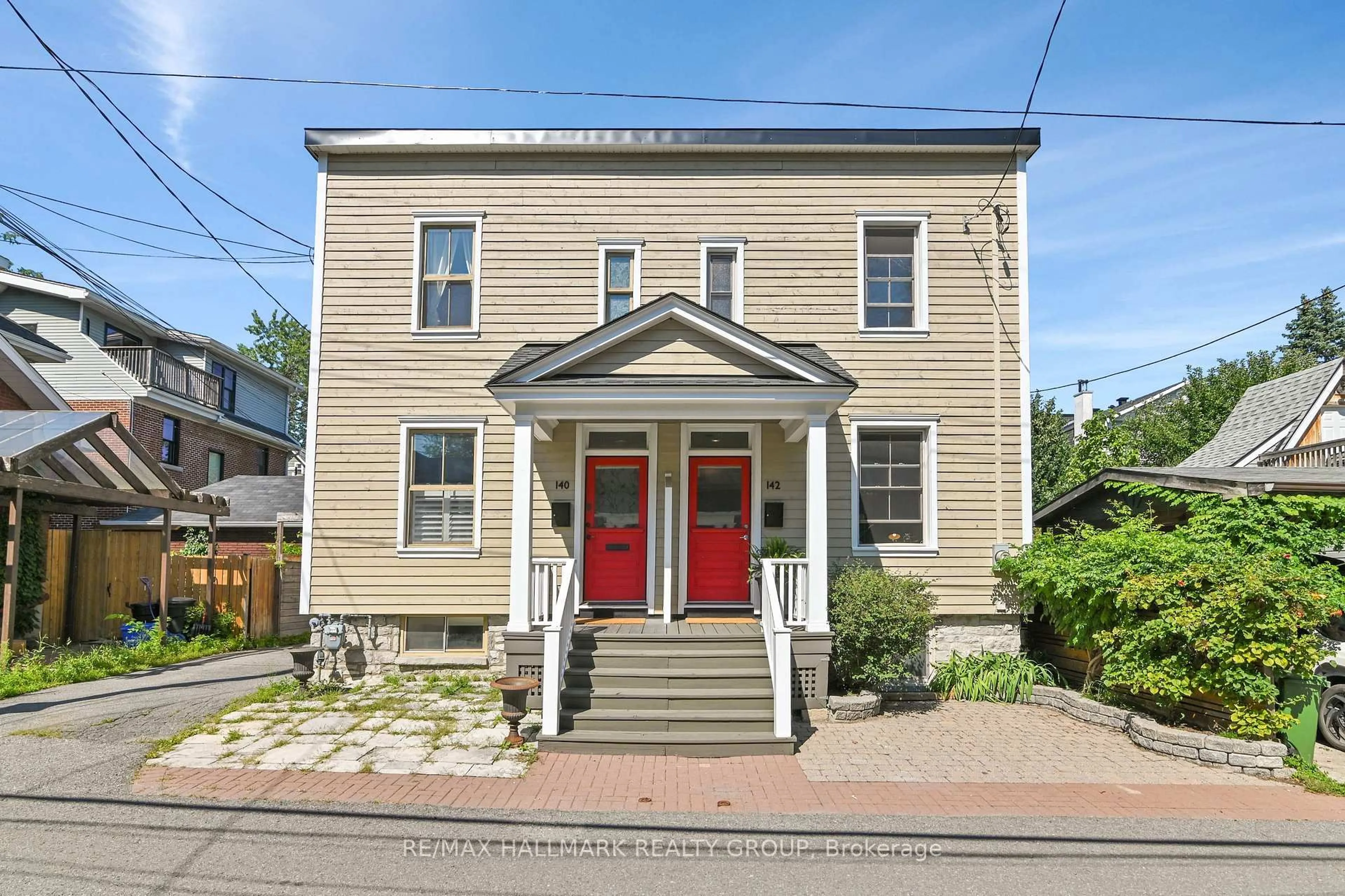Unknown for 142 River Lane, Ottawa Ontario K1M 1T1
