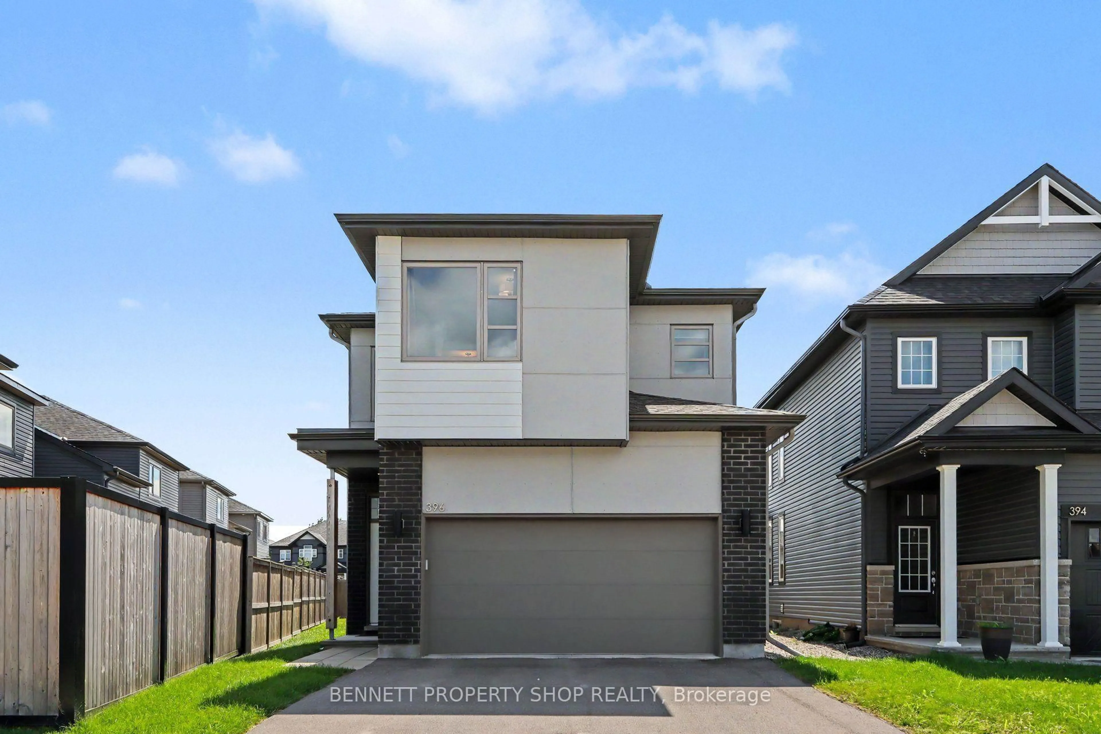 Unknown for 396 Ventoux Ave, Orleans Ontario K4A 5L9