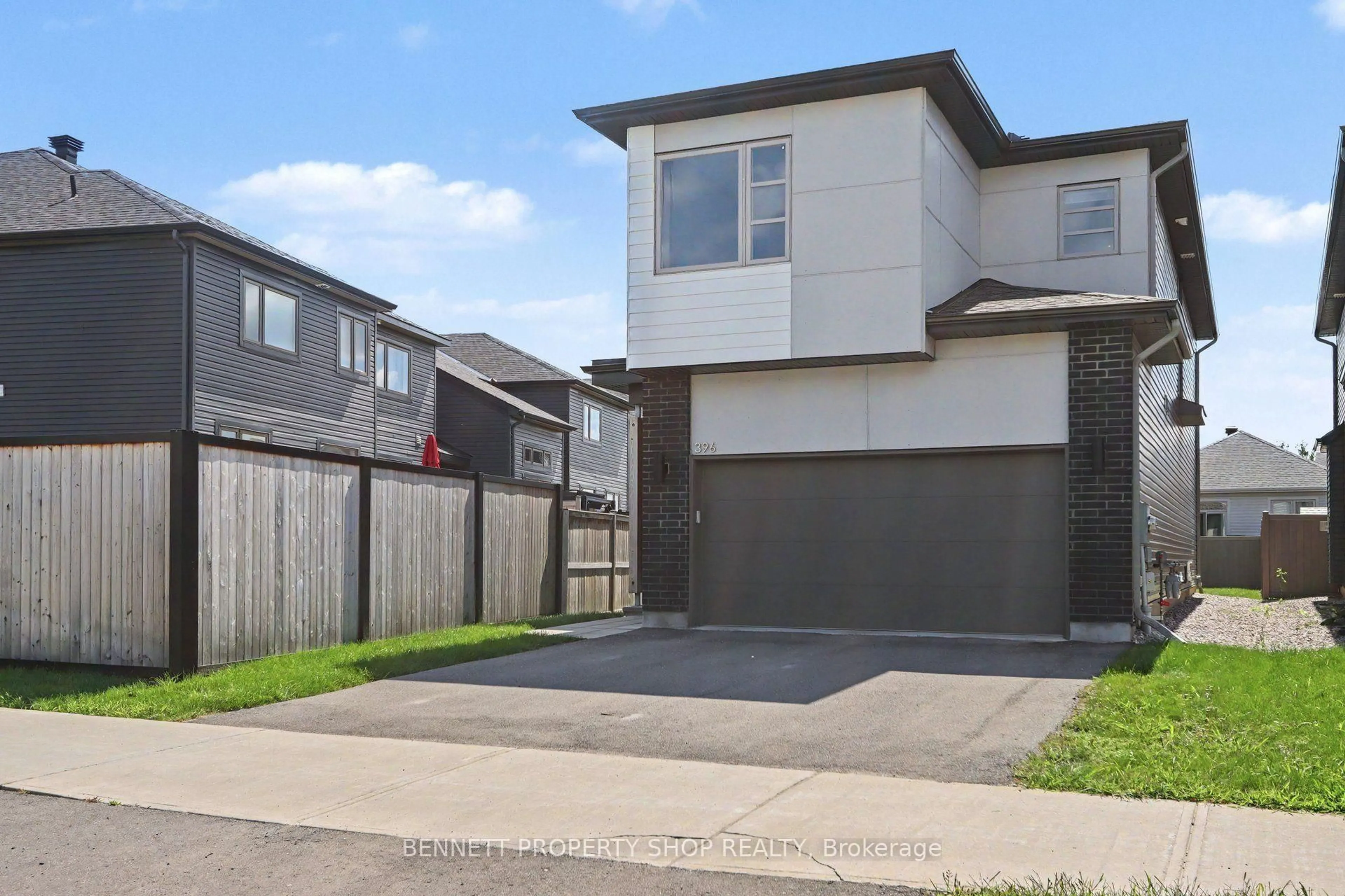 A pic from outside/outdoor area/front of a property/back of a property/a pic from drone, street for 396 Ventoux Ave, Orleans Ontario K4A 5L9