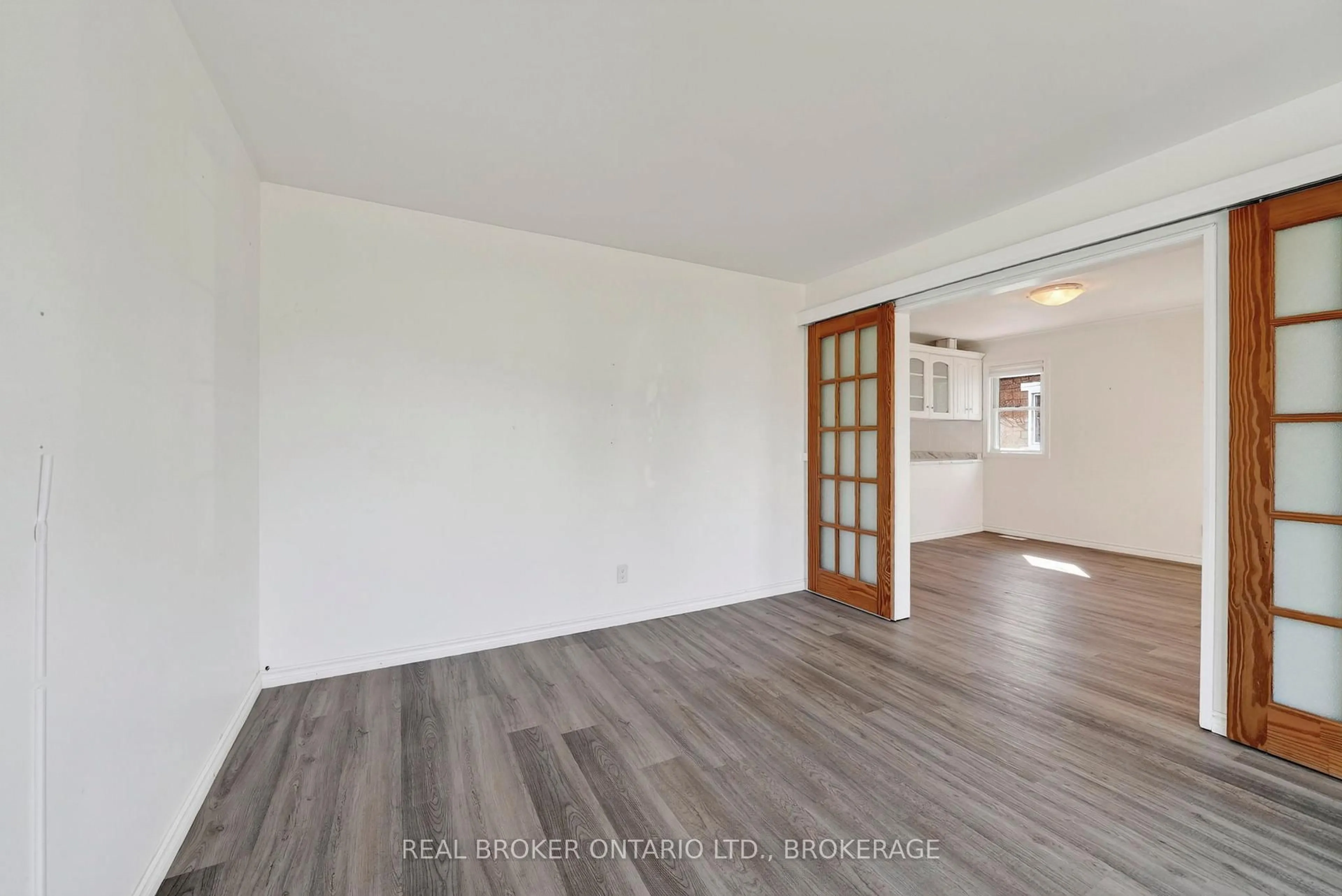 A pic of a room for 48 Bryden Ave, Cornwall Ontario K6H 5M5