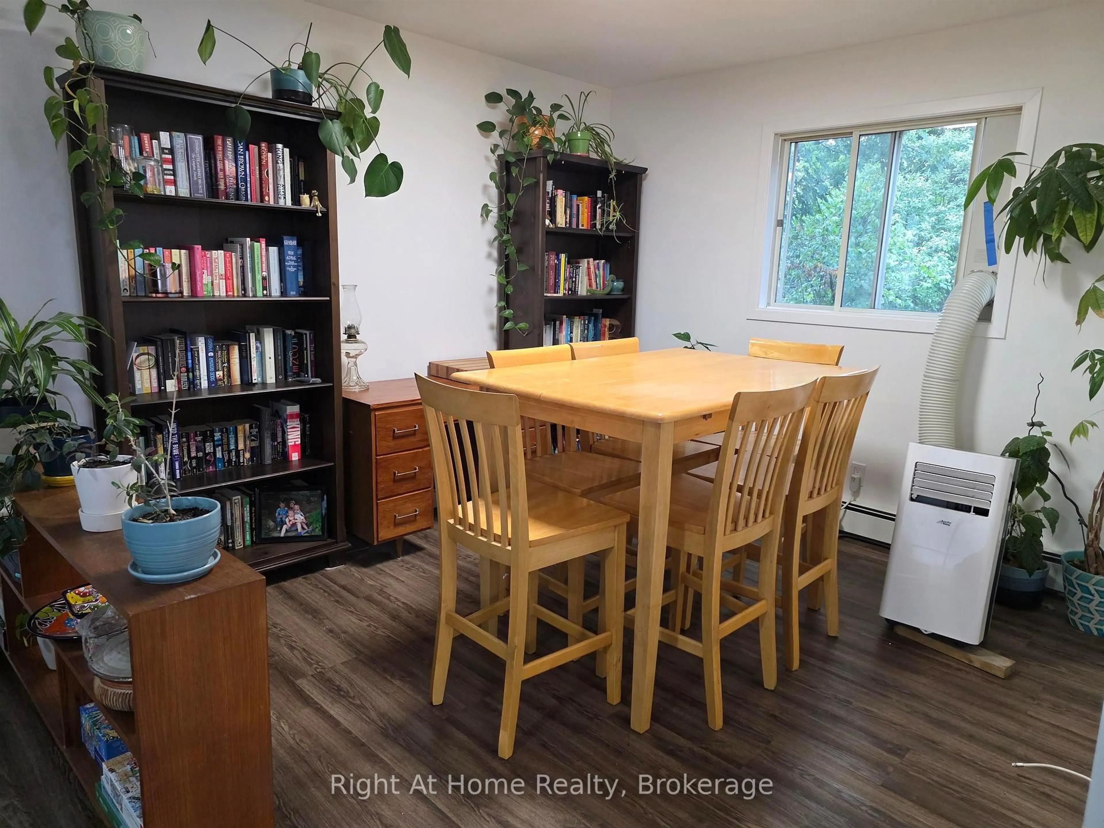 A pic of a room for 134 Kenogami Ave, Thunder Bay Ontario P7B 4R7