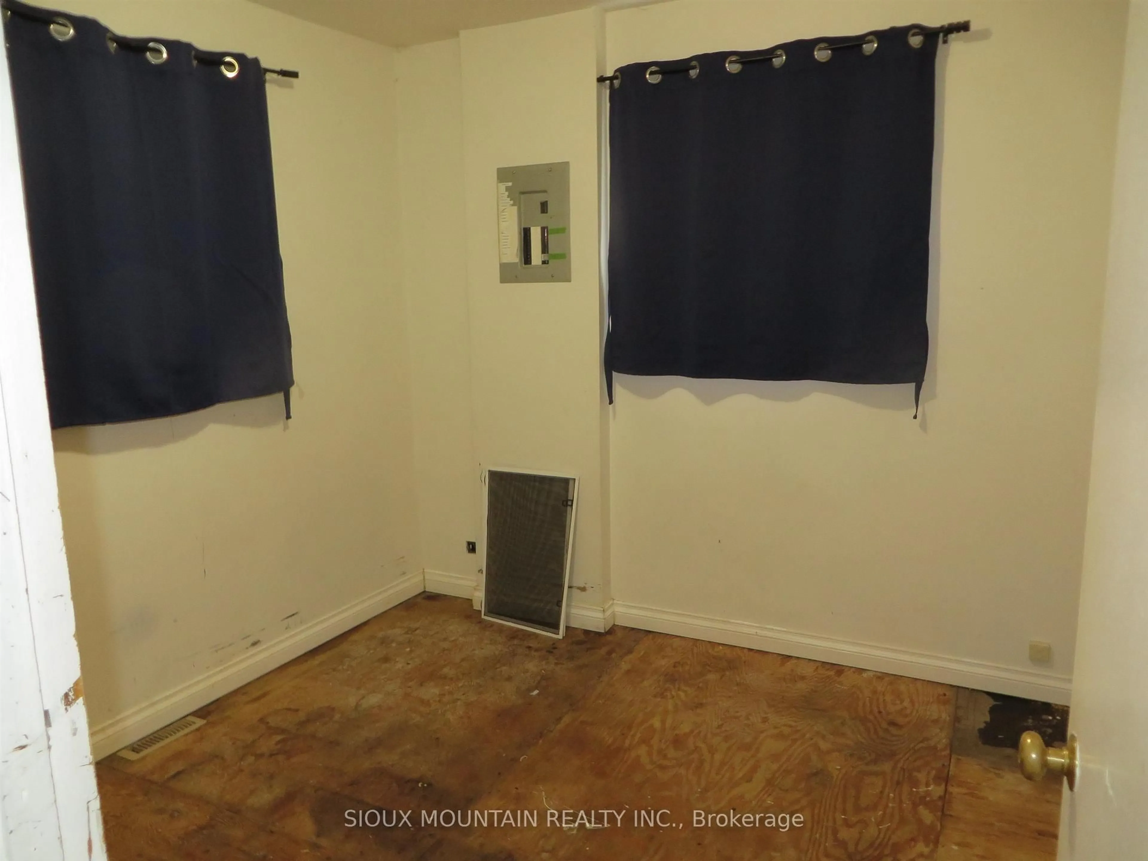A pic of a room for 233 Drayton Road, Sioux Lookout Ontario P8T 0A7
