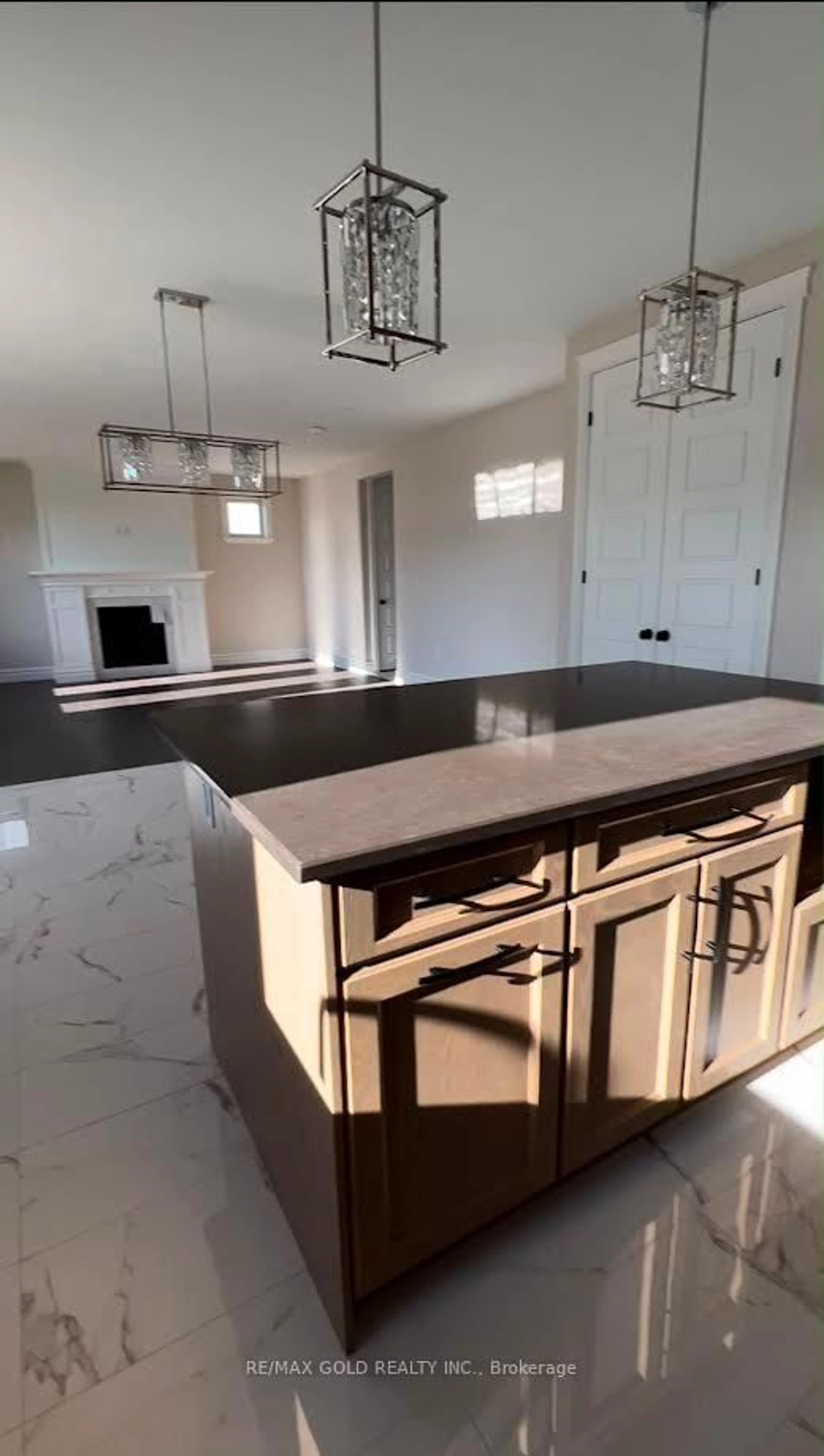 Open concept kitchen, ceramic/tile floor for 1643 Virtue Lane, Windsor Ontario N8S 0A9