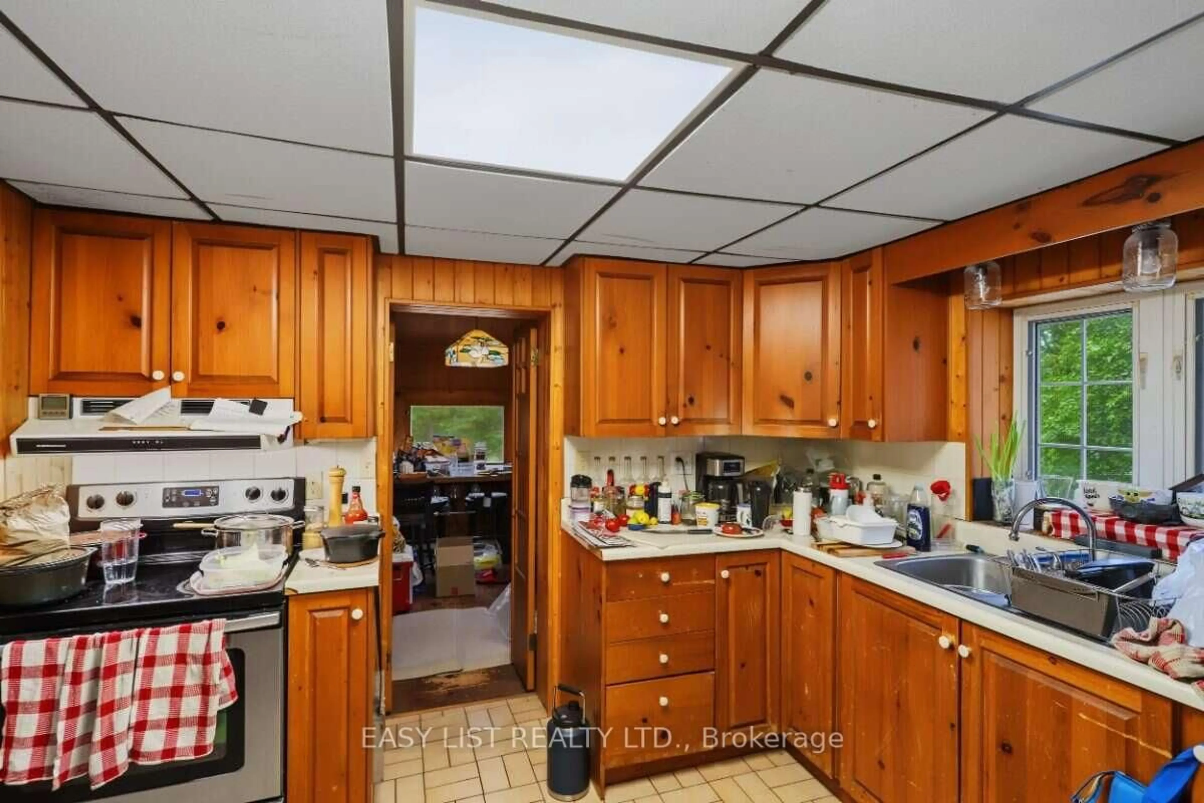 Standard kitchen, unknown for 51 Leslie Frost Lane, Kawartha Lakes Ontario K9V 4R6
