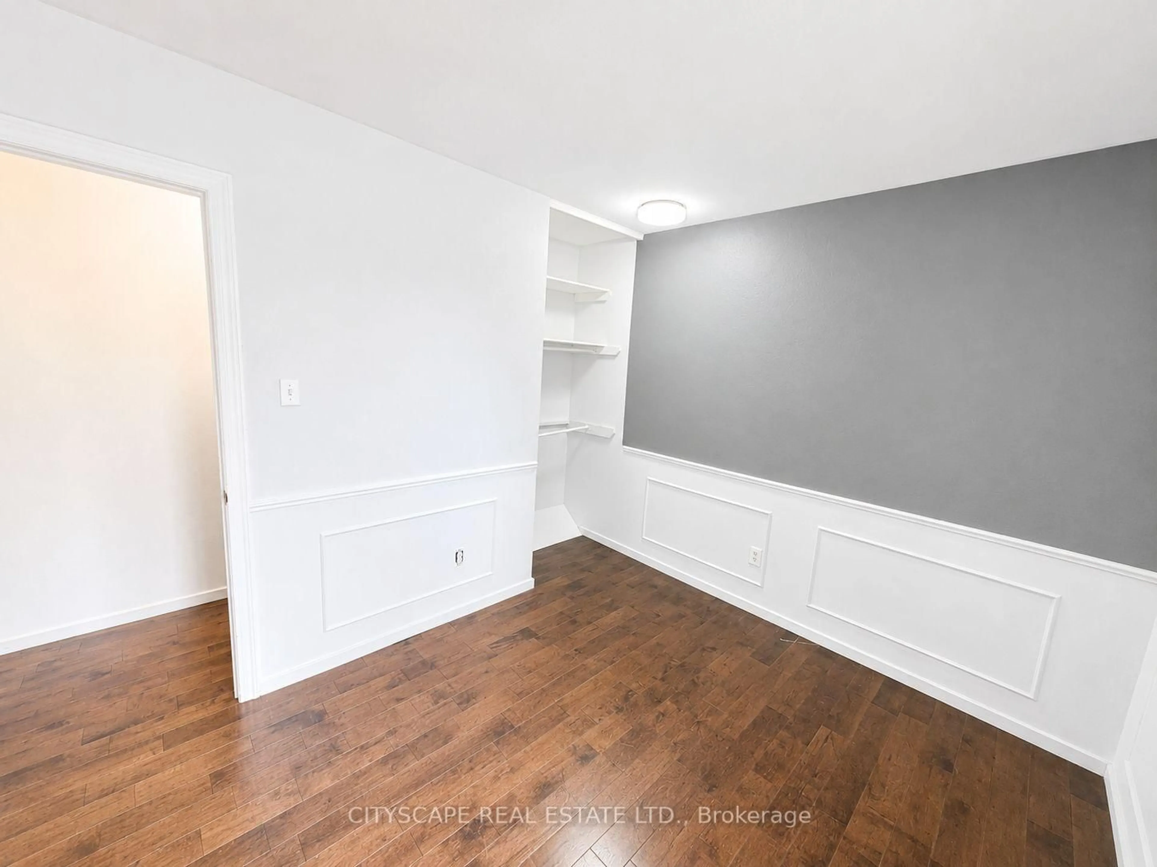 A pic of a room for 850 Berkshire Dr #8, London South Ontario N6J 3S7