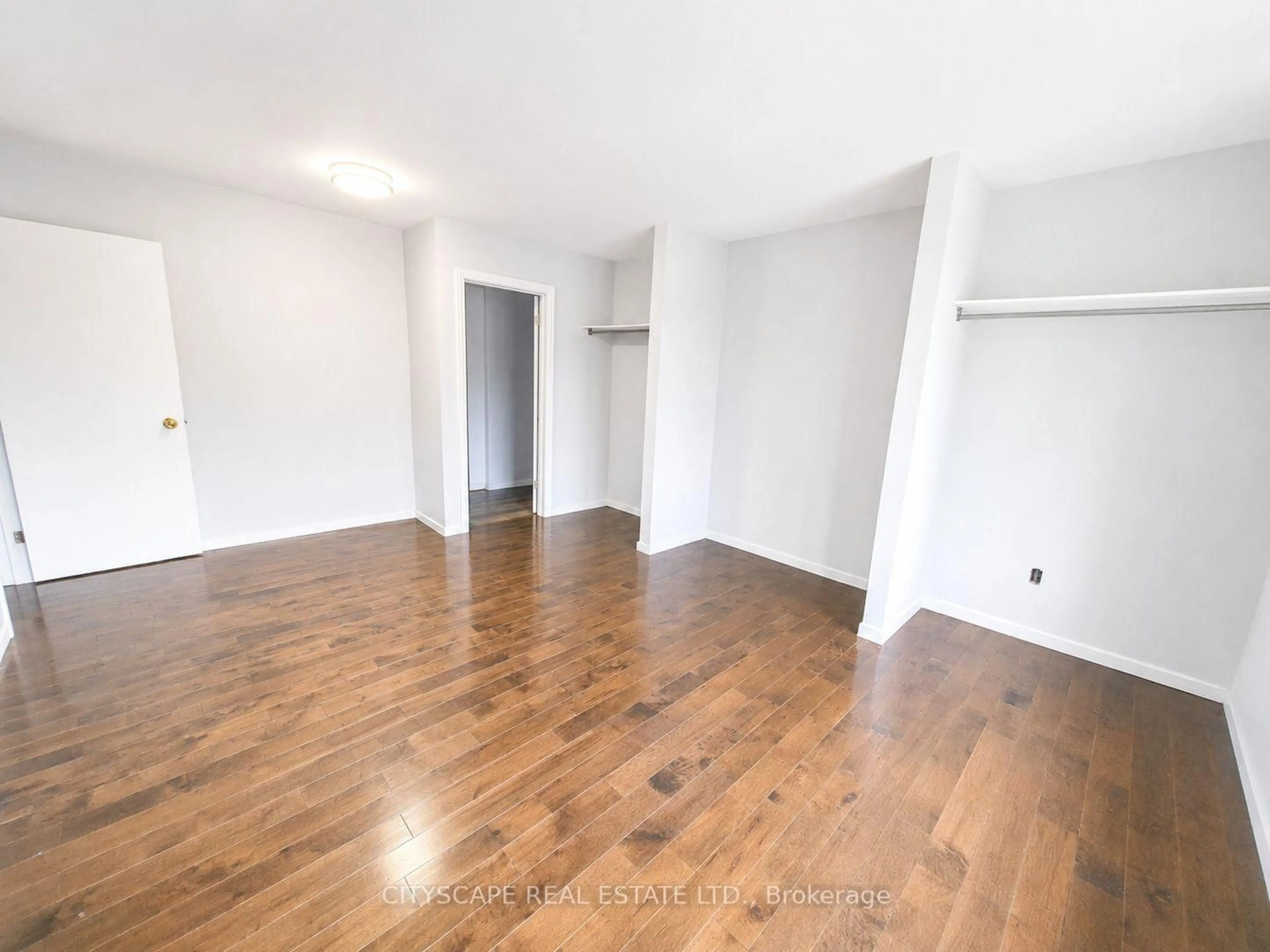 A pic of a room for 850 Berkshire Dr #8, London South Ontario N6J 3S7