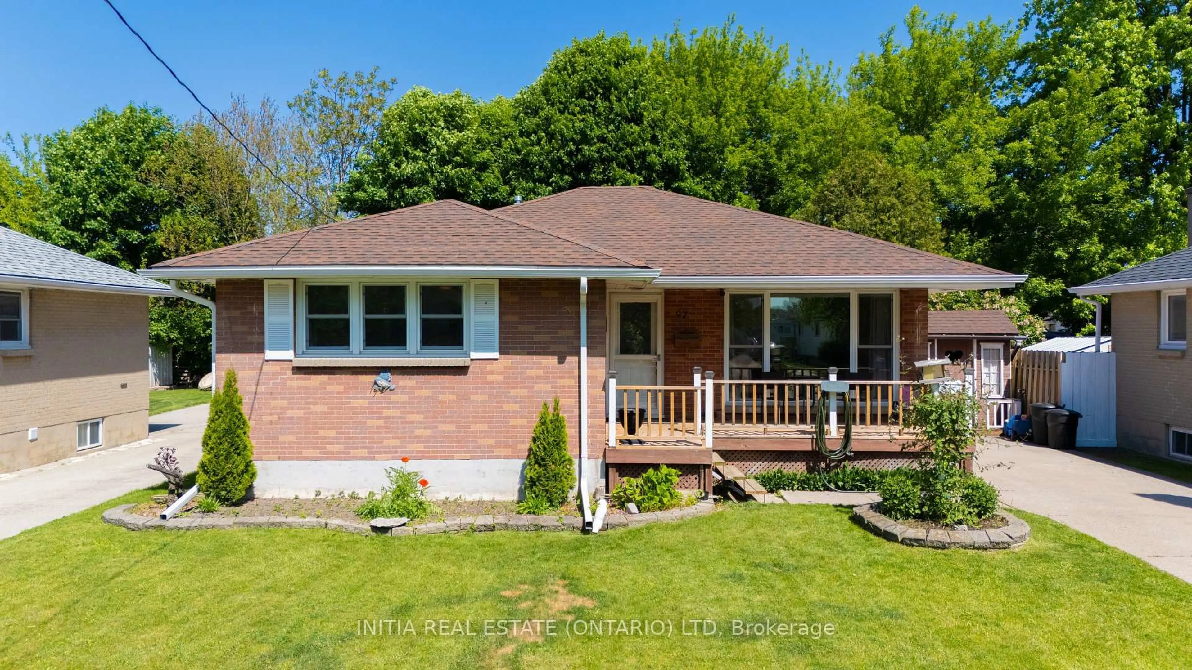 Home with brick exterior material, street for 97 Grey Cres, Sarnia Ontario N7S 2S3