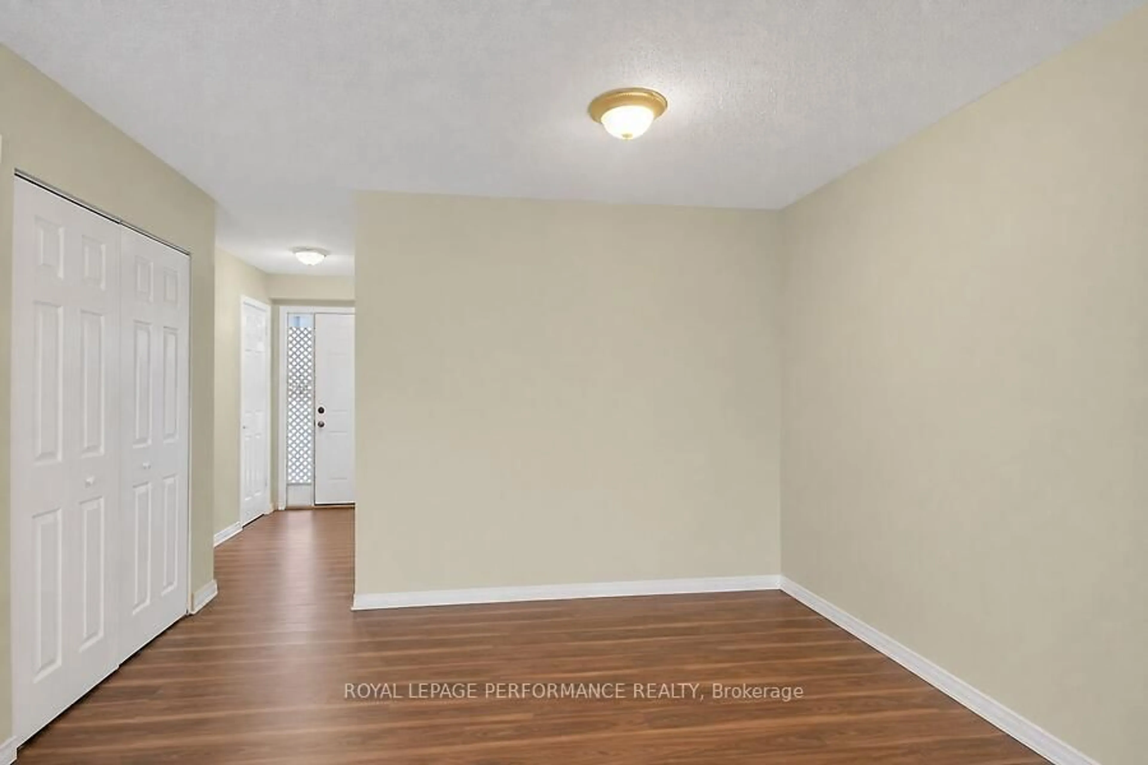 A pic of a room for 3064 Olympic Way, Ottawa Ontario K1T 1Y6