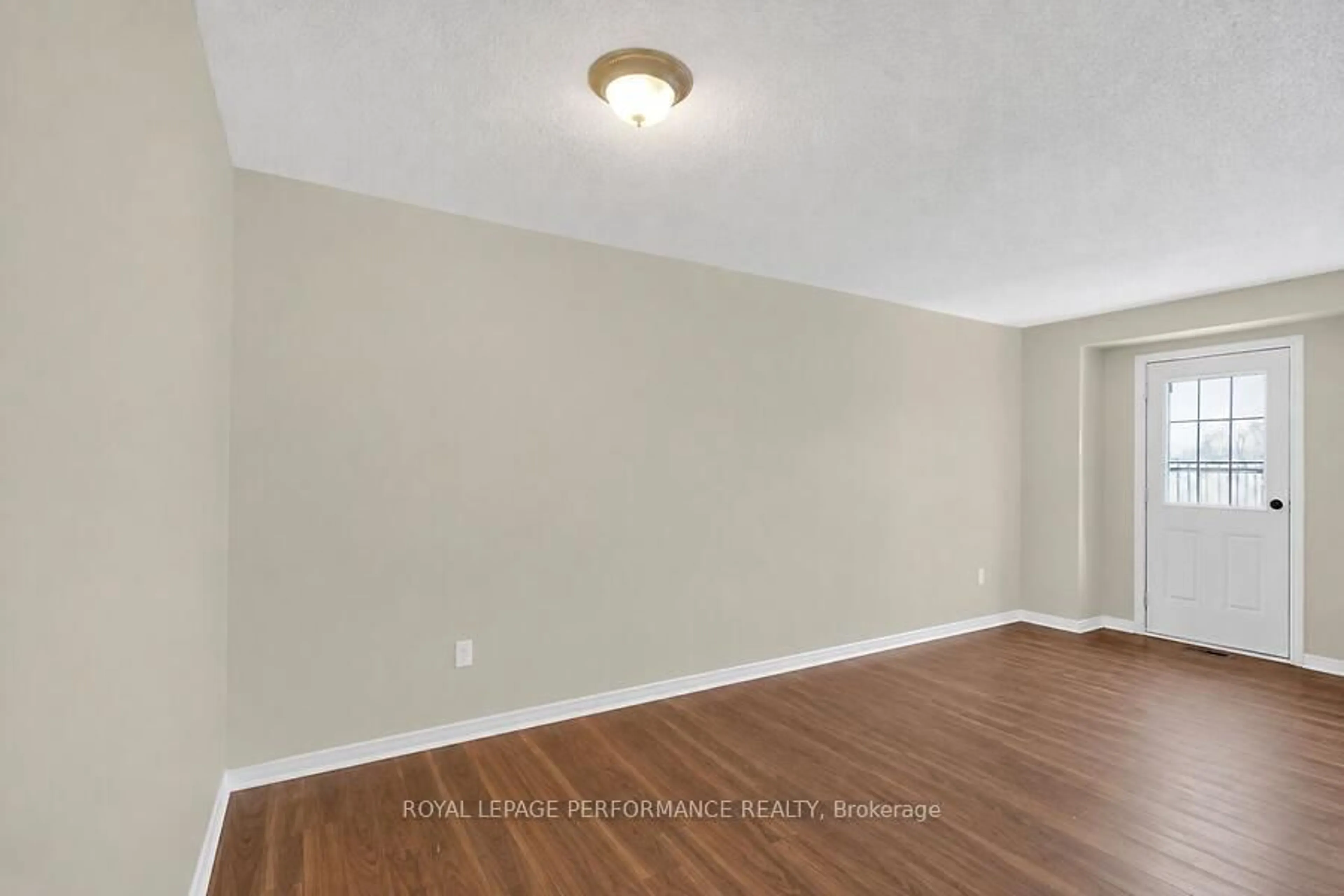 A pic of a room for 3064 Olympic Way, Ottawa Ontario K1T 1Y6