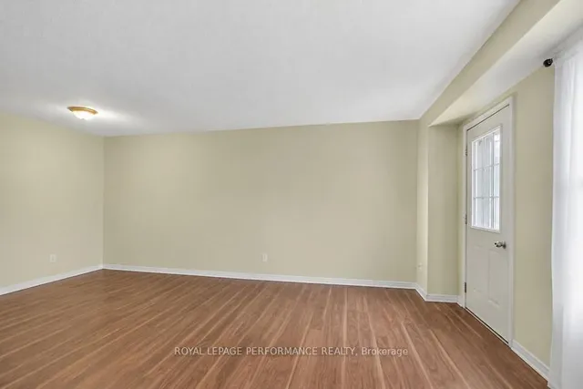 3064 Olympic Way, Ottawa 5