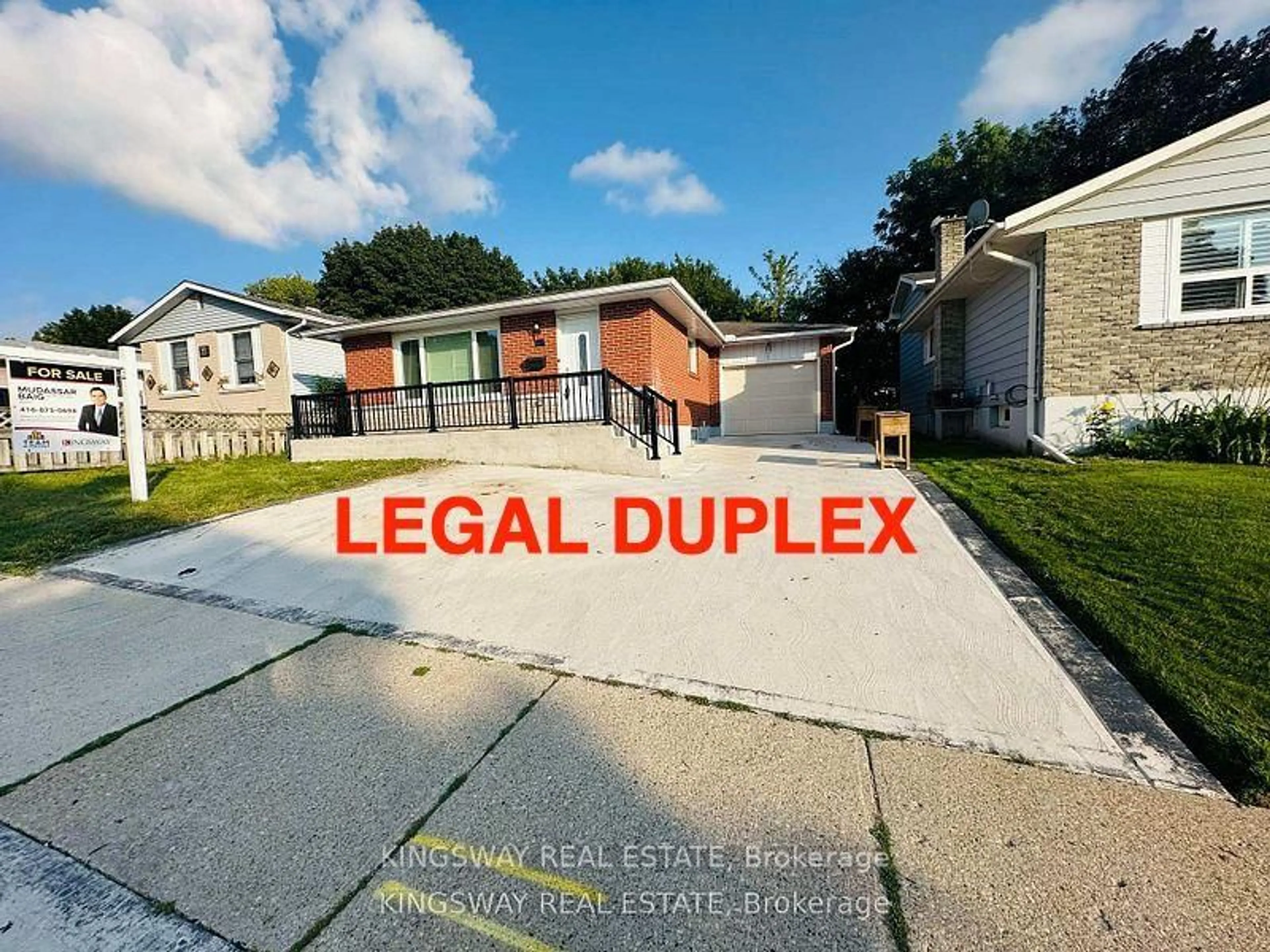 A pic from outside/outdoor area/front of a property/back of a property/a pic from drone, street for 35 Silver Aspen Cres, Kitchener Ontario N2N 1H5