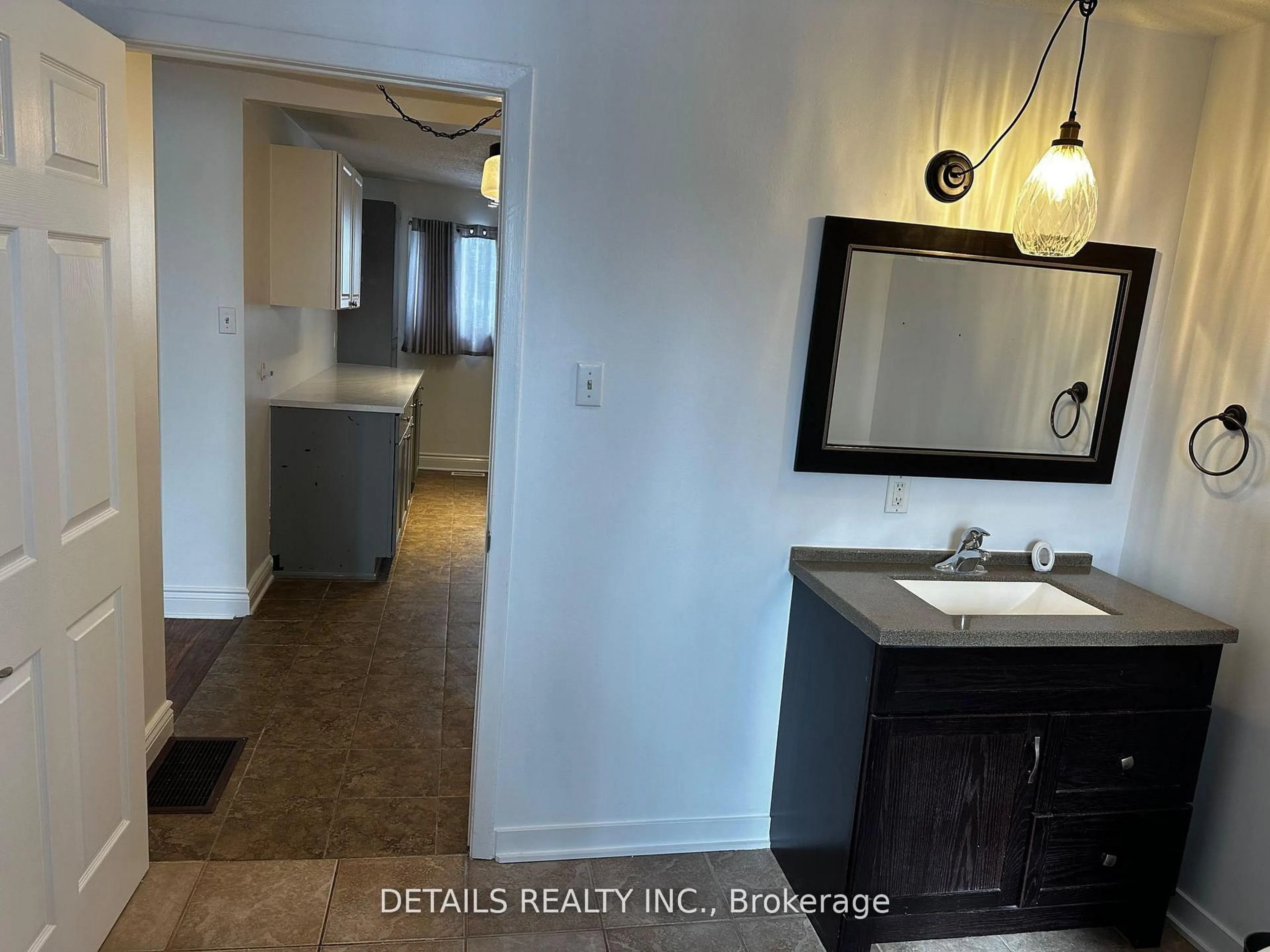 A pic of a room for 733 St Isidore Rd, Casselman Ontario K0A 1M0