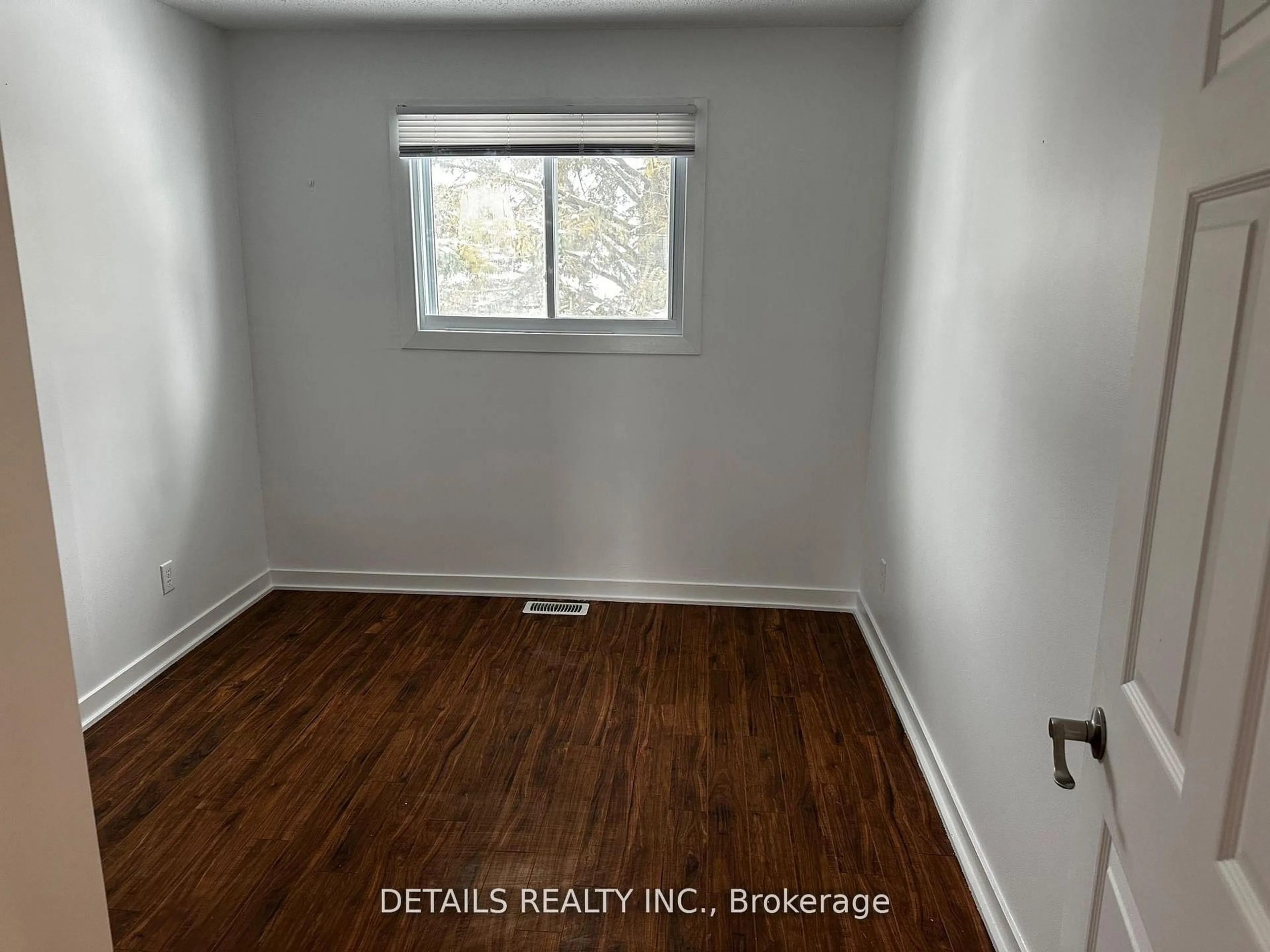 A pic of a room for 733 St Isidore Rd, Casselman Ontario K0A 1M0