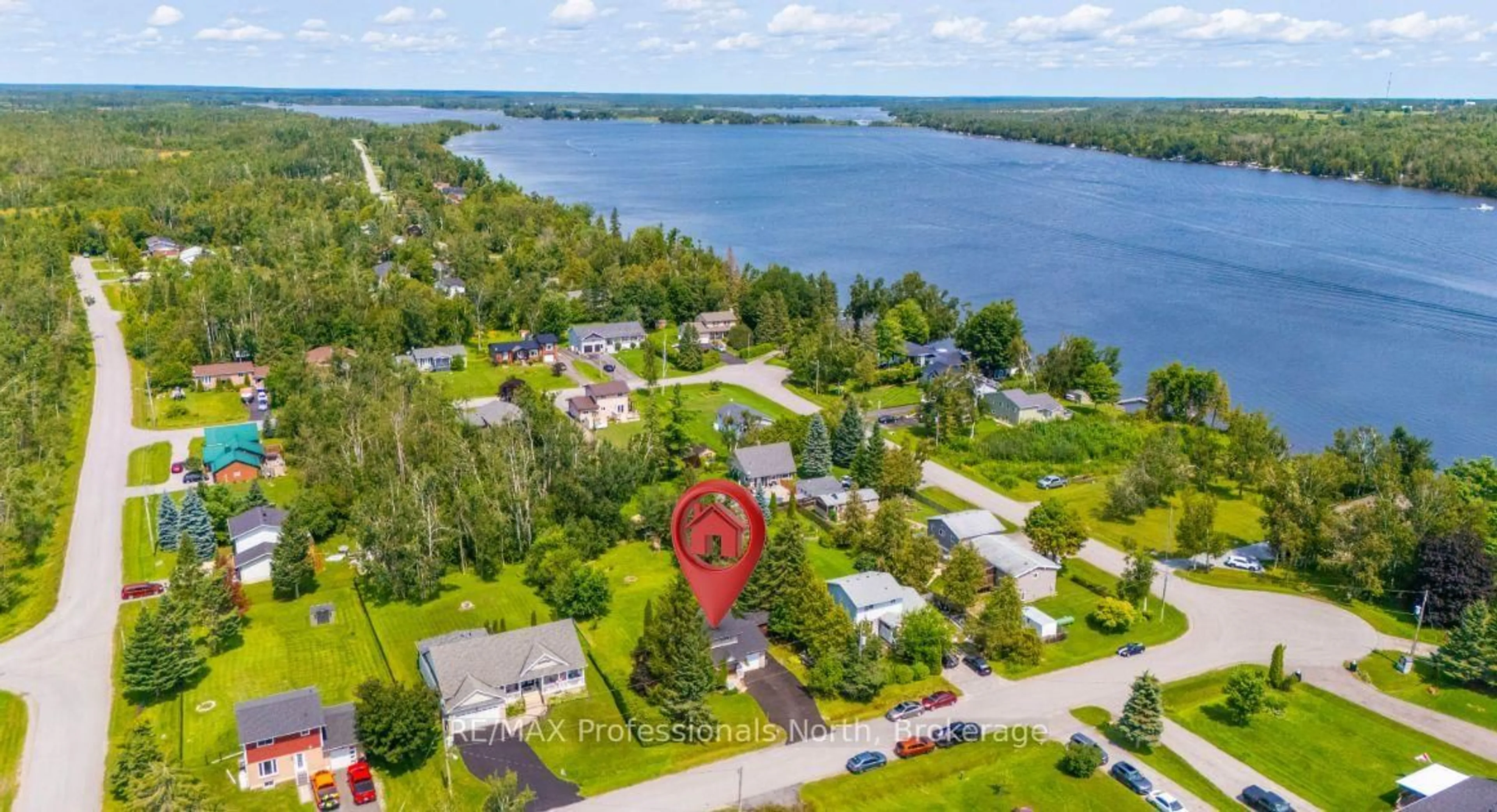 A pic from outside/outdoor area/front of a property/back of a property/a pic from drone, water/lake/river/ocean view for 7 Greenwood Cres, Kawartha Lakes Ontario K0M 1B0