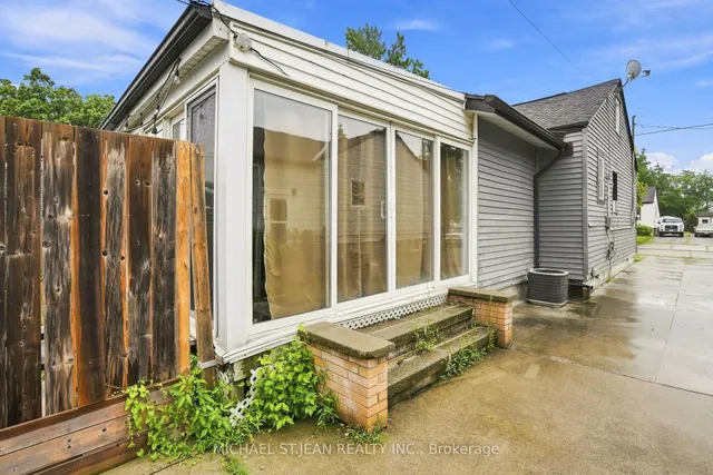 4 Hilda St, St. Catharines 4