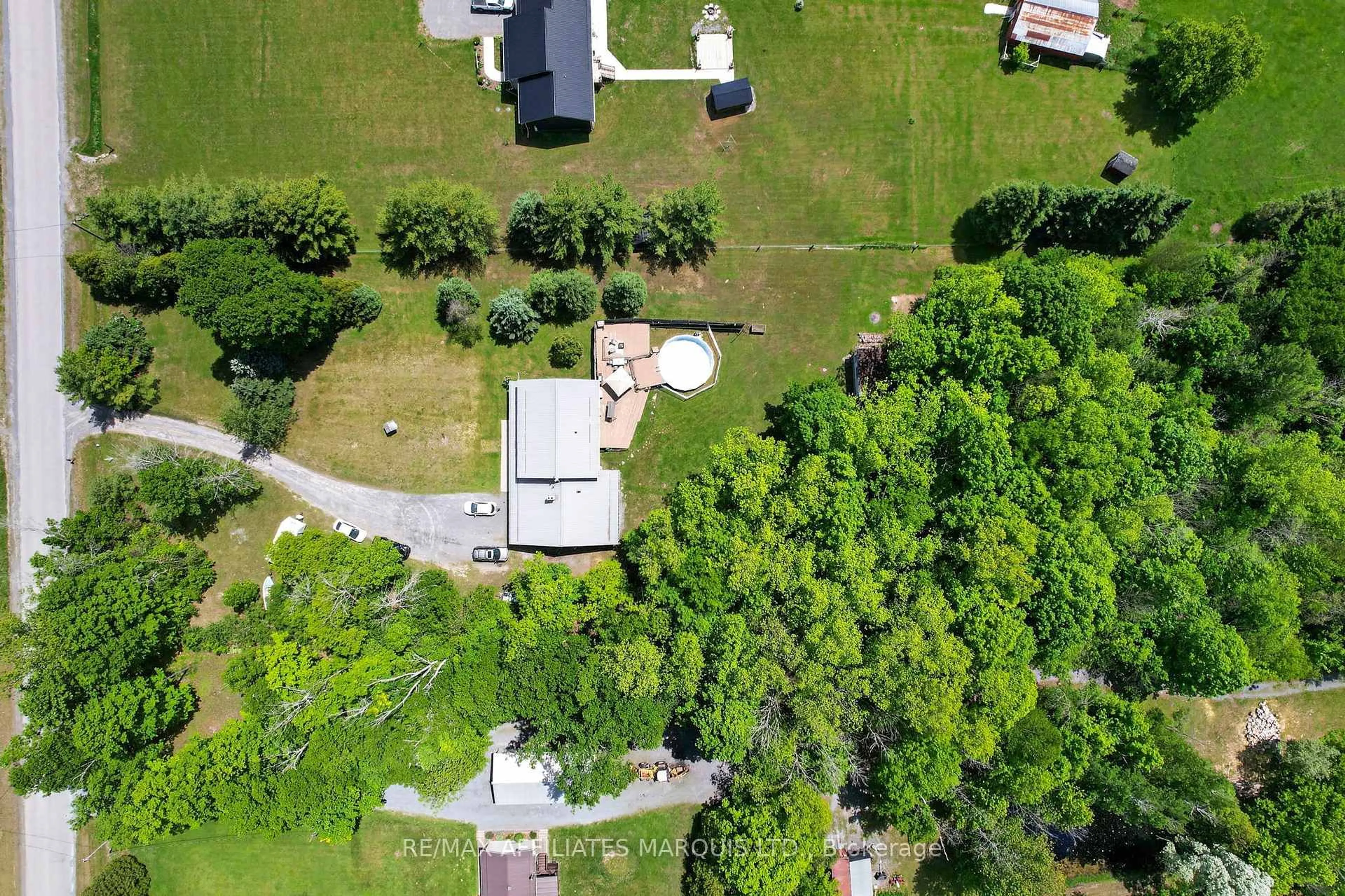A pic from outside/outdoor area/front of a property/back of a property/a pic from drone, unknown for 4720 O'keefe Rd, South Stormont Ontario K0C 2A0