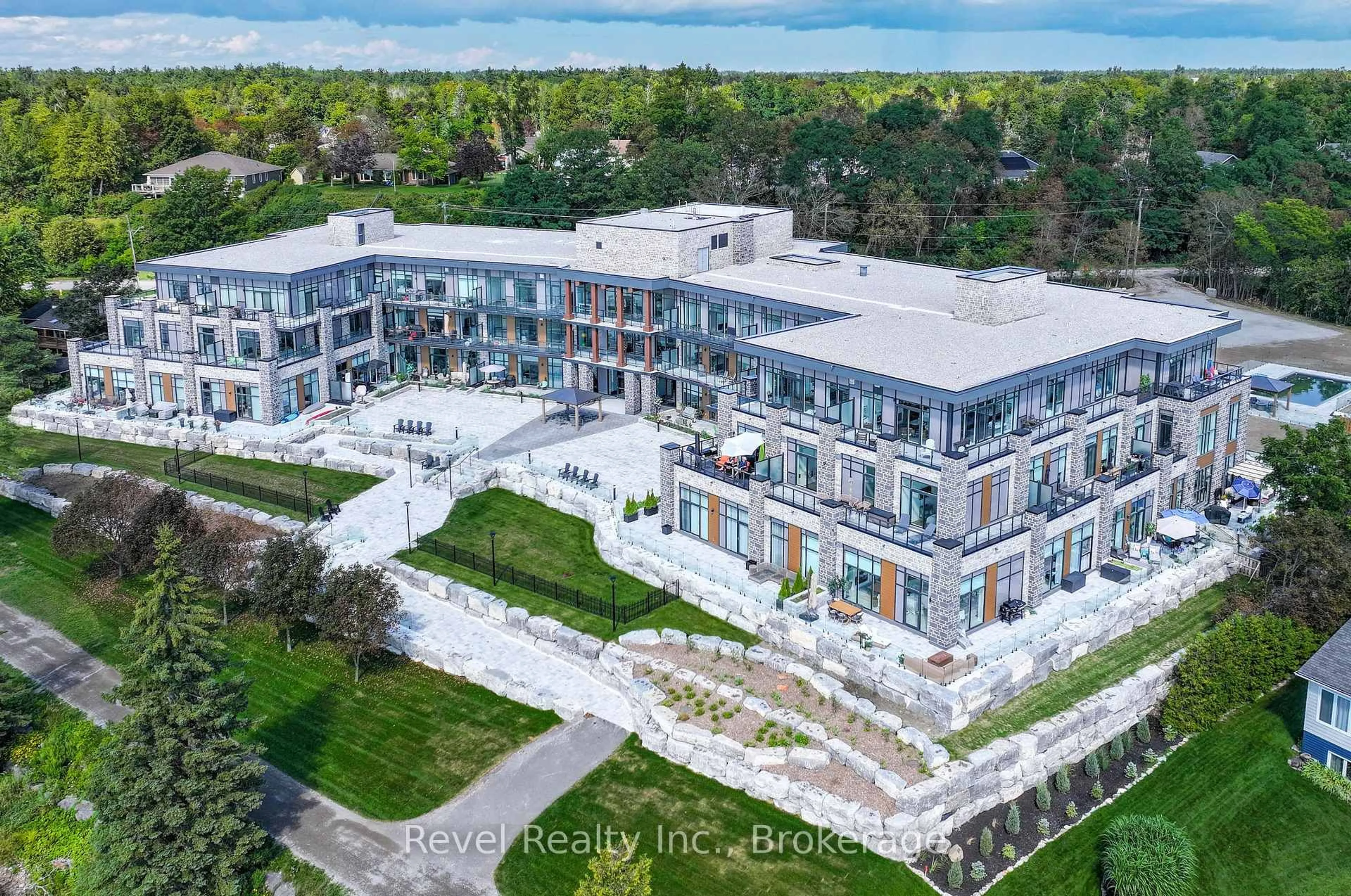 A pic from outside/outdoor area/front of a property/back of a property/a pic from drone, building for 99 Louisa St #221, Kawartha Lakes Ontario K0M 1N0