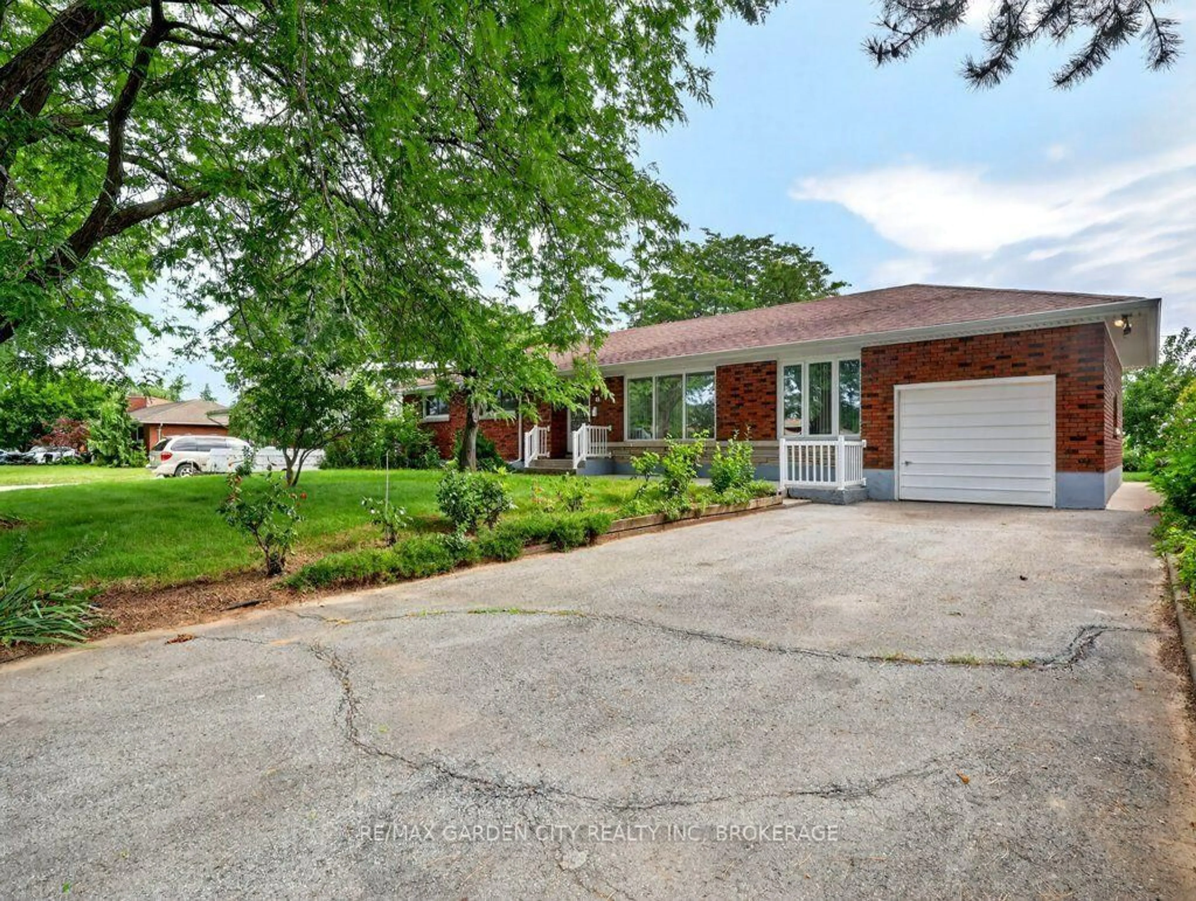 Home with brick exterior material, street for 8 Champa Dr, St. Catharines Ontario L2M 3K2