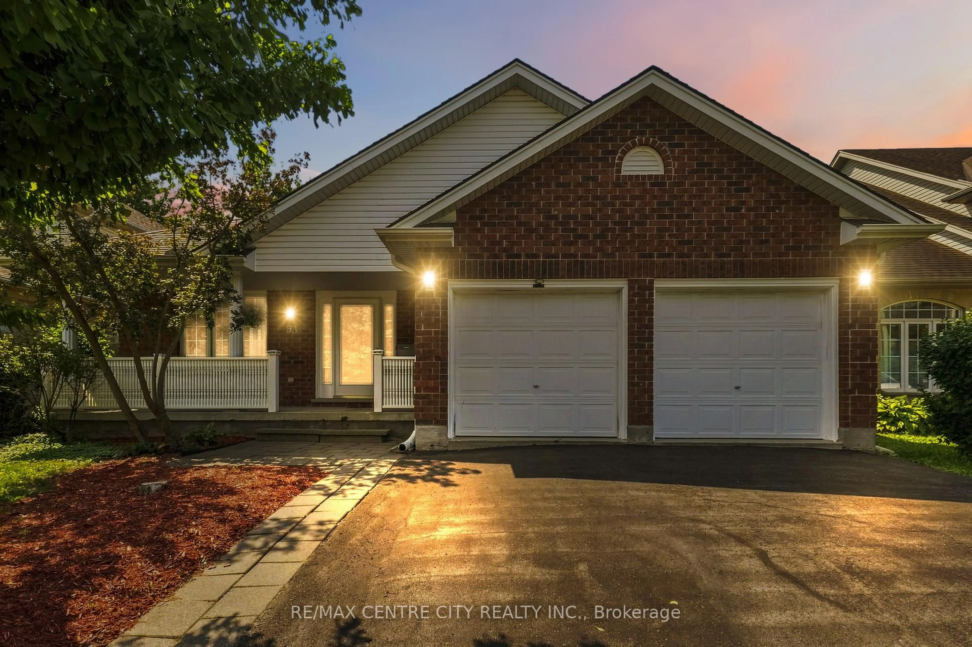 Home with brick exterior material, street for 93 Mctaggart Crt, London North Ontario N5X 3L9