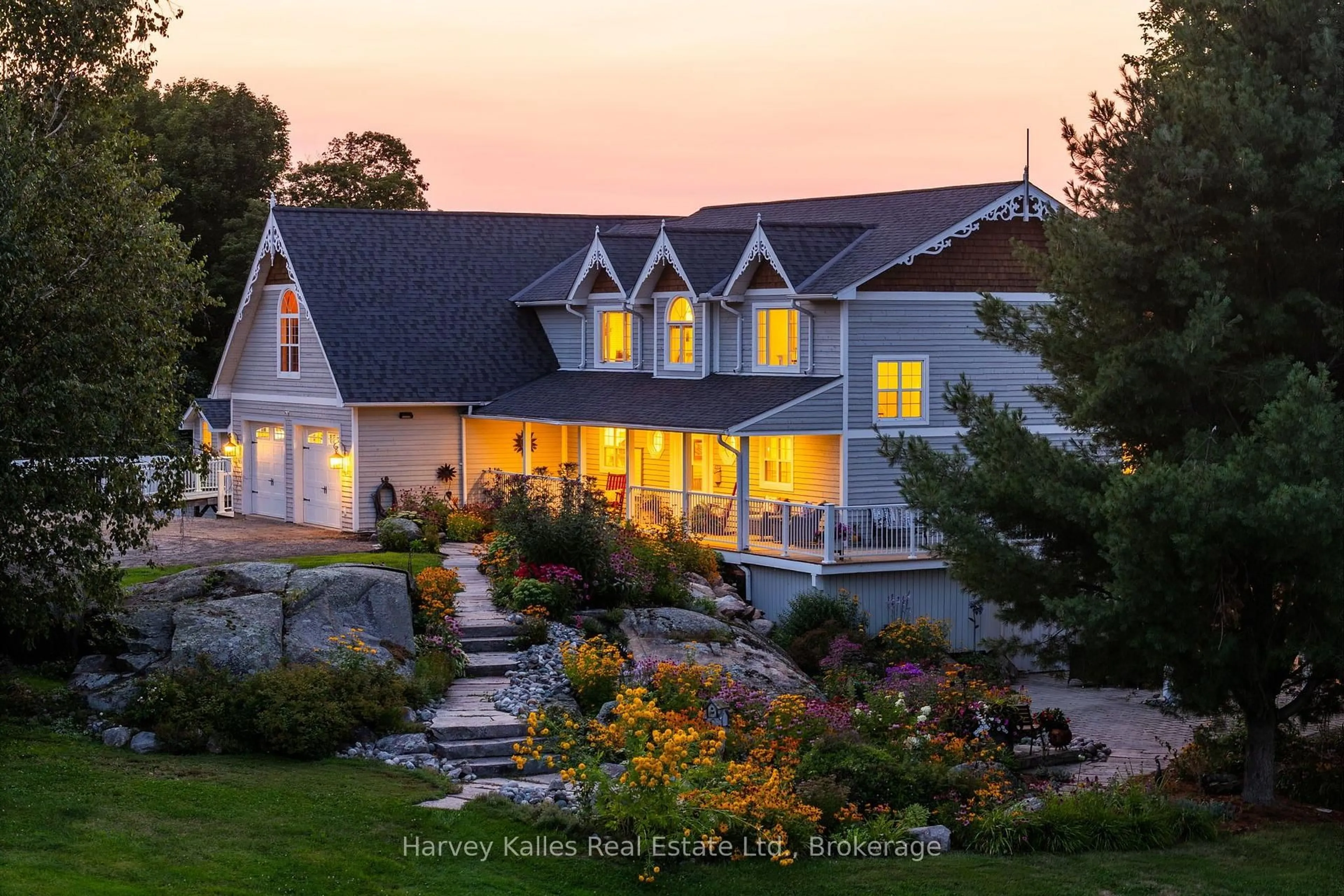 A pic from outside/outdoor area/front of a property/back of a property/a pic from drone, mountain view for 1003 Brandy Crest Rd, Muskoka Lakes Ontario P0B 1J0