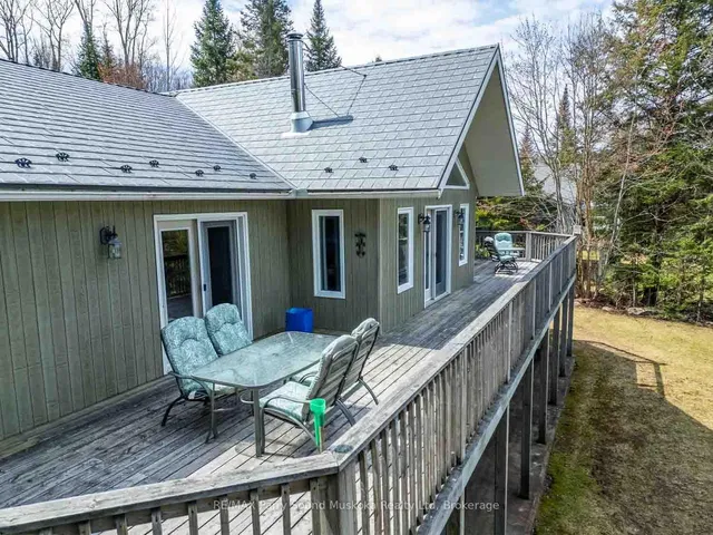 1889 South Horn Lake Rd, Magnetawan 5