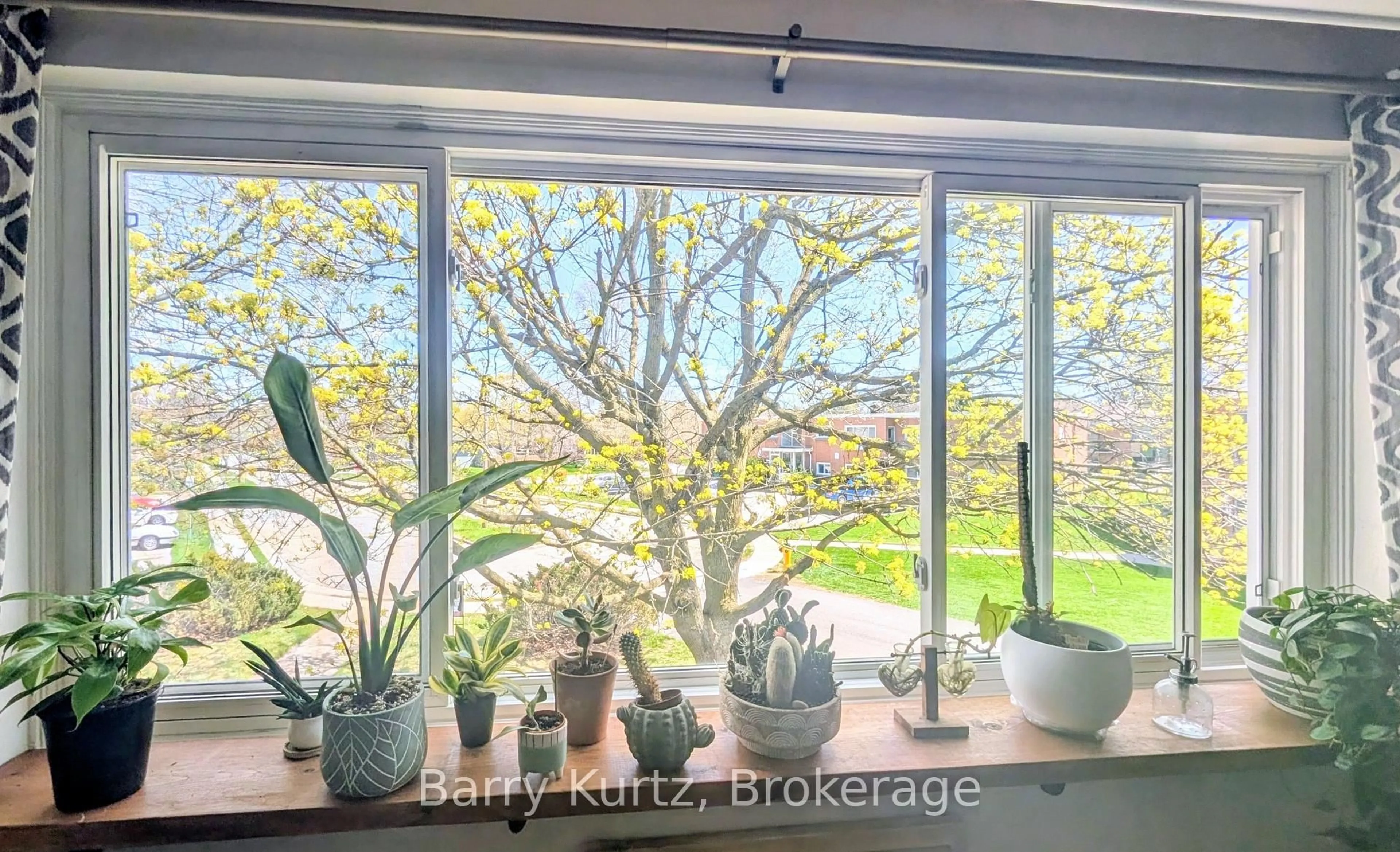 Unknown for 1 Sunnylea Cres #5, Guelph Ontario N1E 1W1