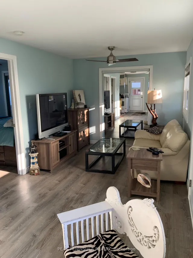 25 First Ave, Norfolk 5