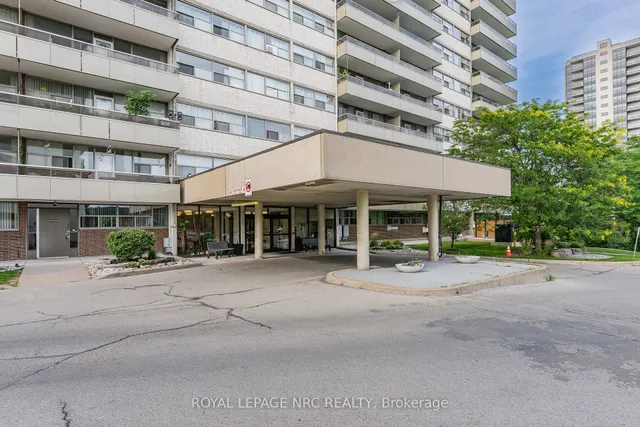 215 Glenridge Ave #1510, St. Catharines 3