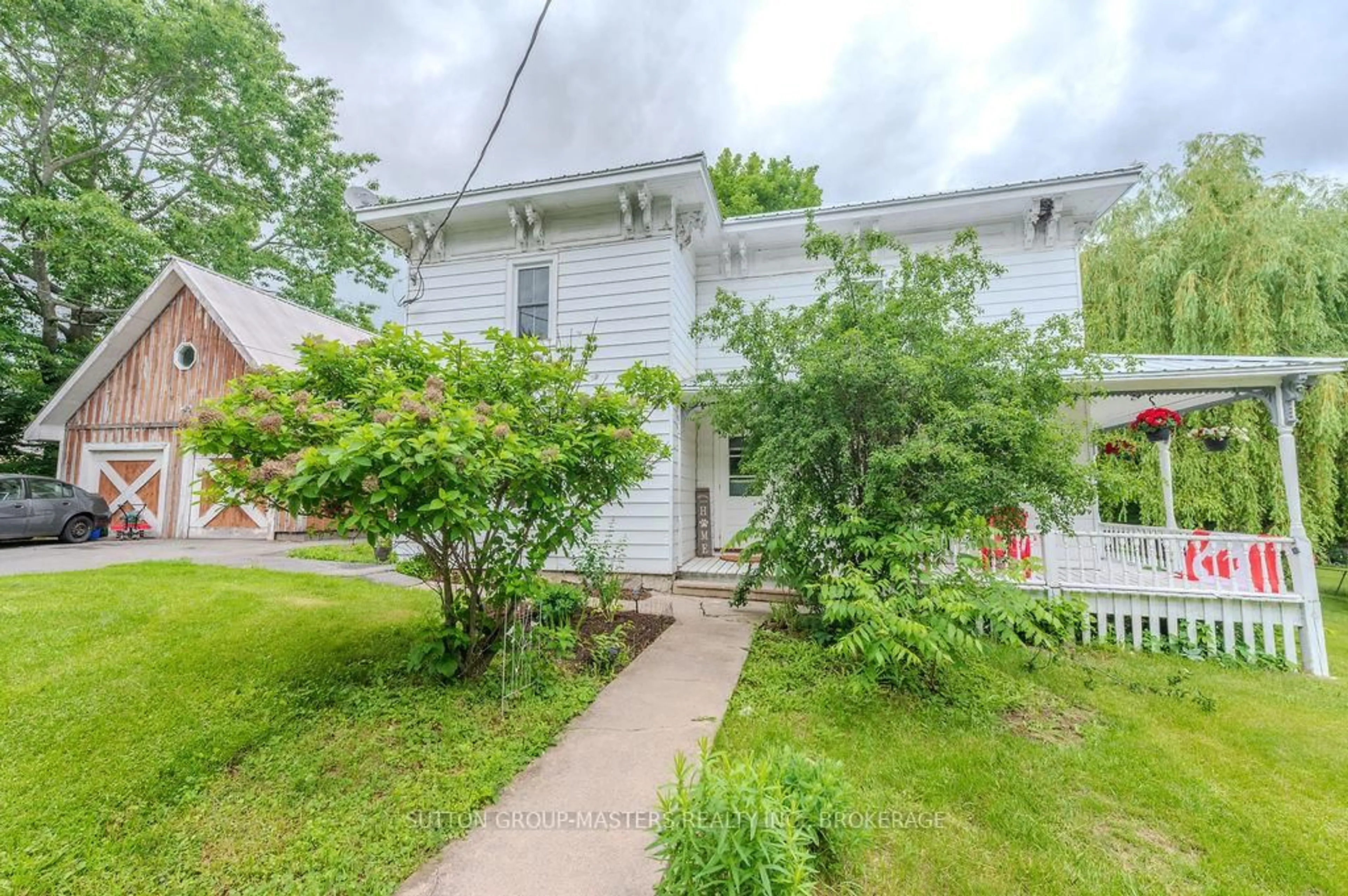 A pic from outside/outdoor area/front of a property/back of a property/a pic from drone, street for 27 West St, Kaladar Ontario K0K 1Z0