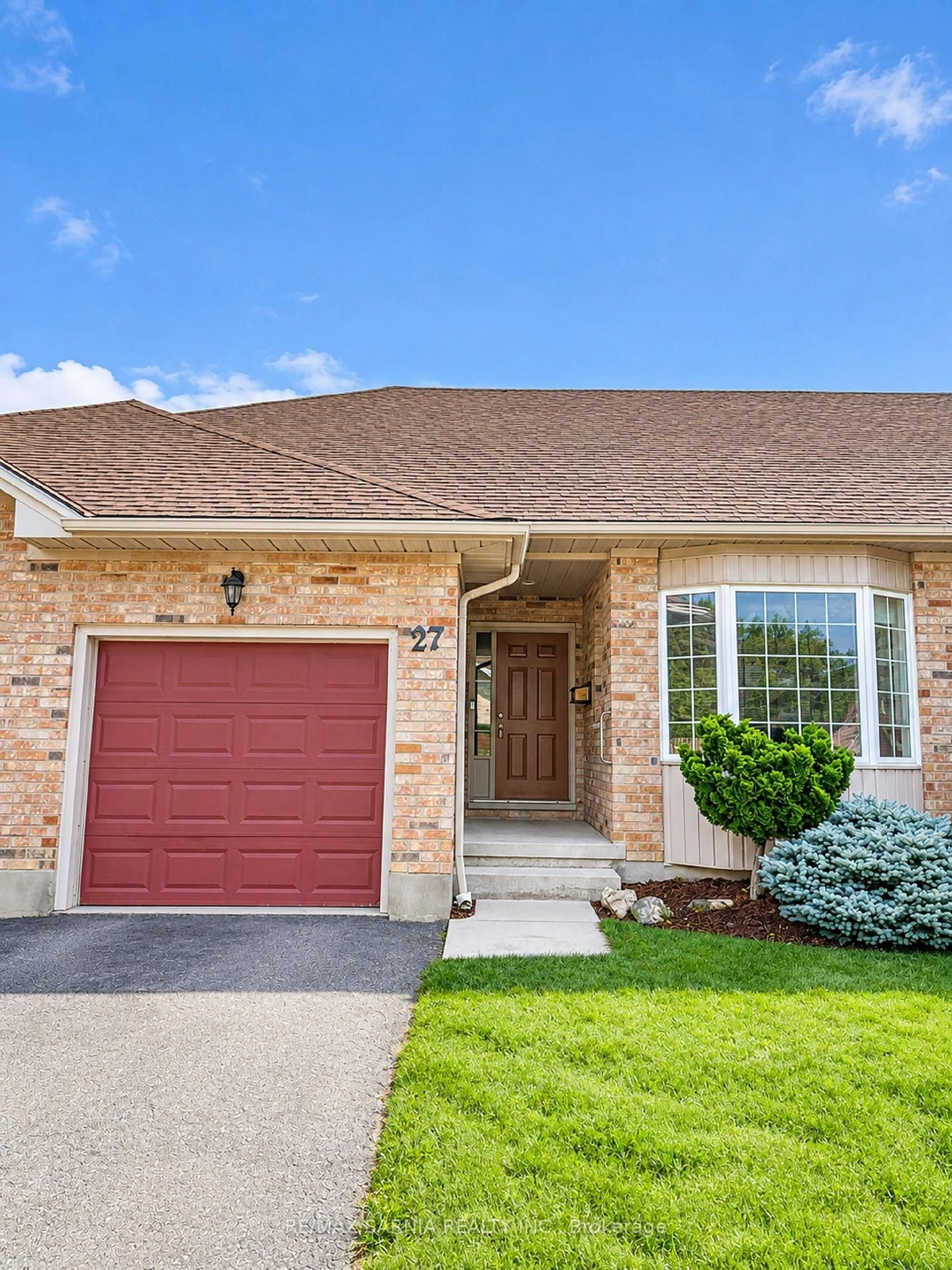 Home with brick exterior material, street for 154 Semenyn Ave #27, Chatham-Kent Ontario N7L 3S1