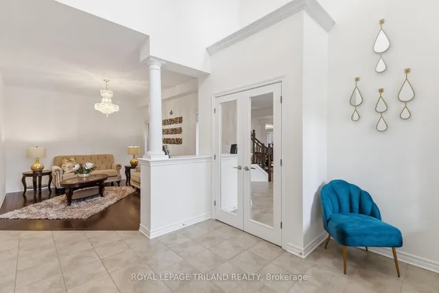 860 Kettleridge St, London North 4