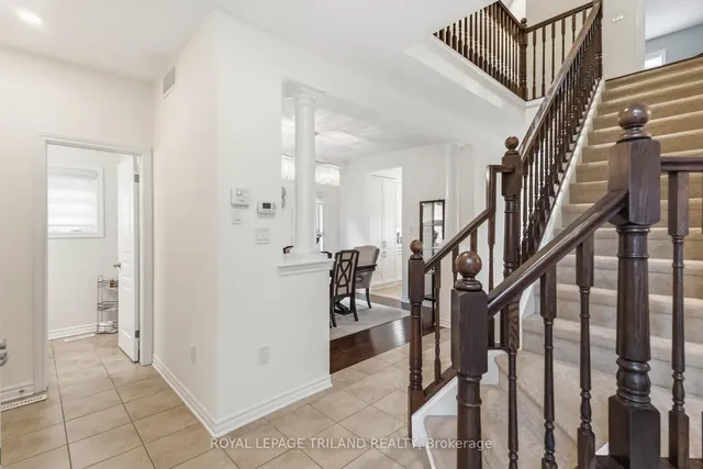 860 Kettleridge St, London North 5