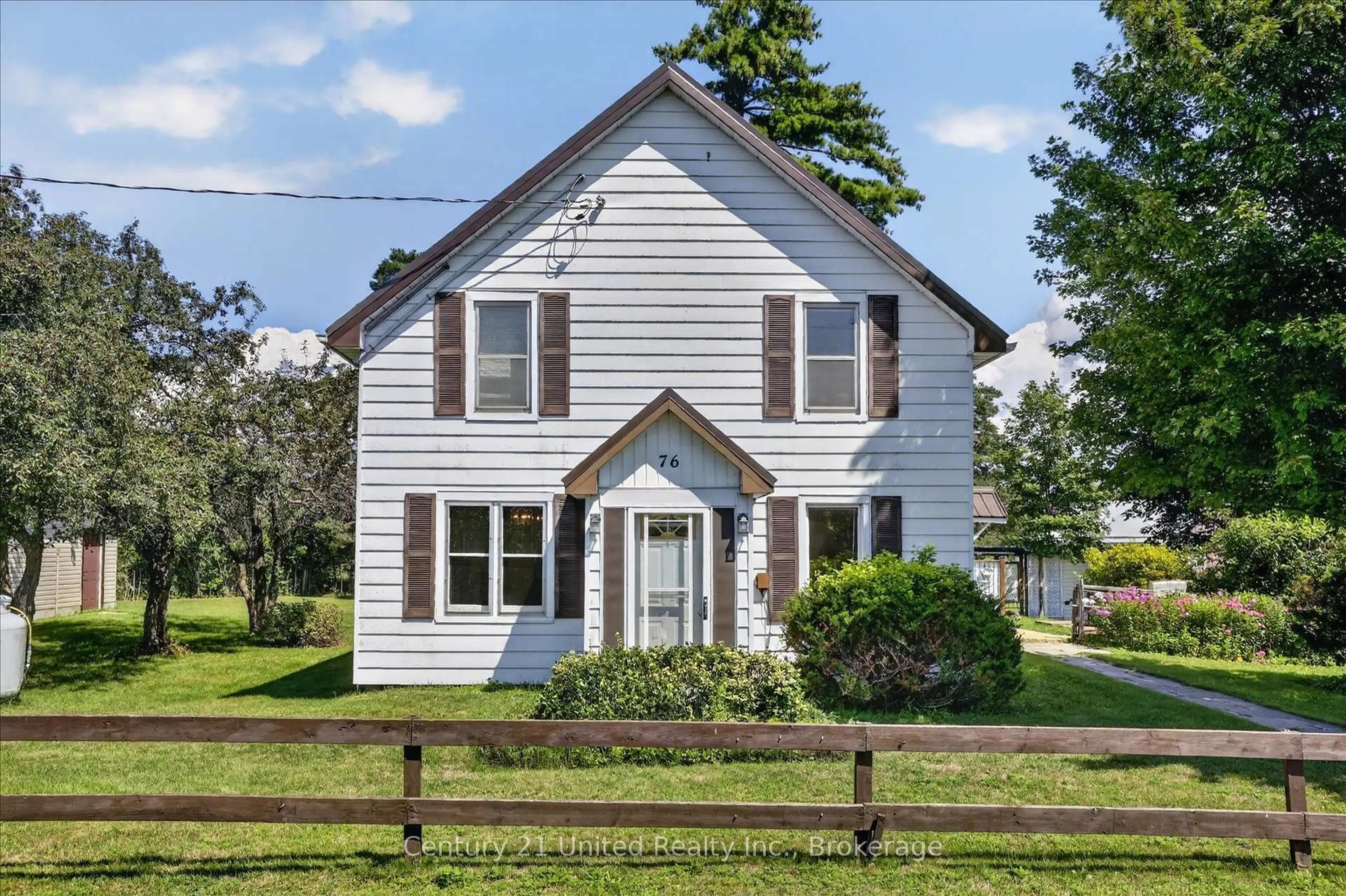 Home with vinyl exterior material, street for 76 Mill St, Asphodel-Norwood Ontario K0L 2V0