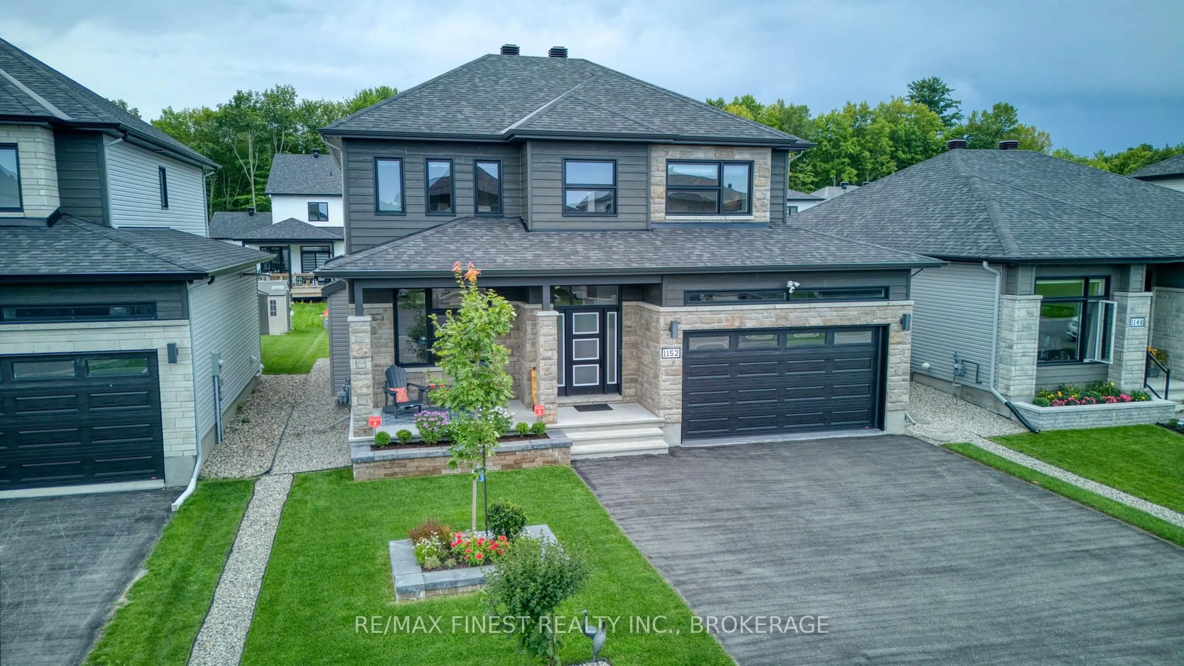 Home with brick exterior material, street for 1152 Avignon St, Russell Ontario K0A 1W0