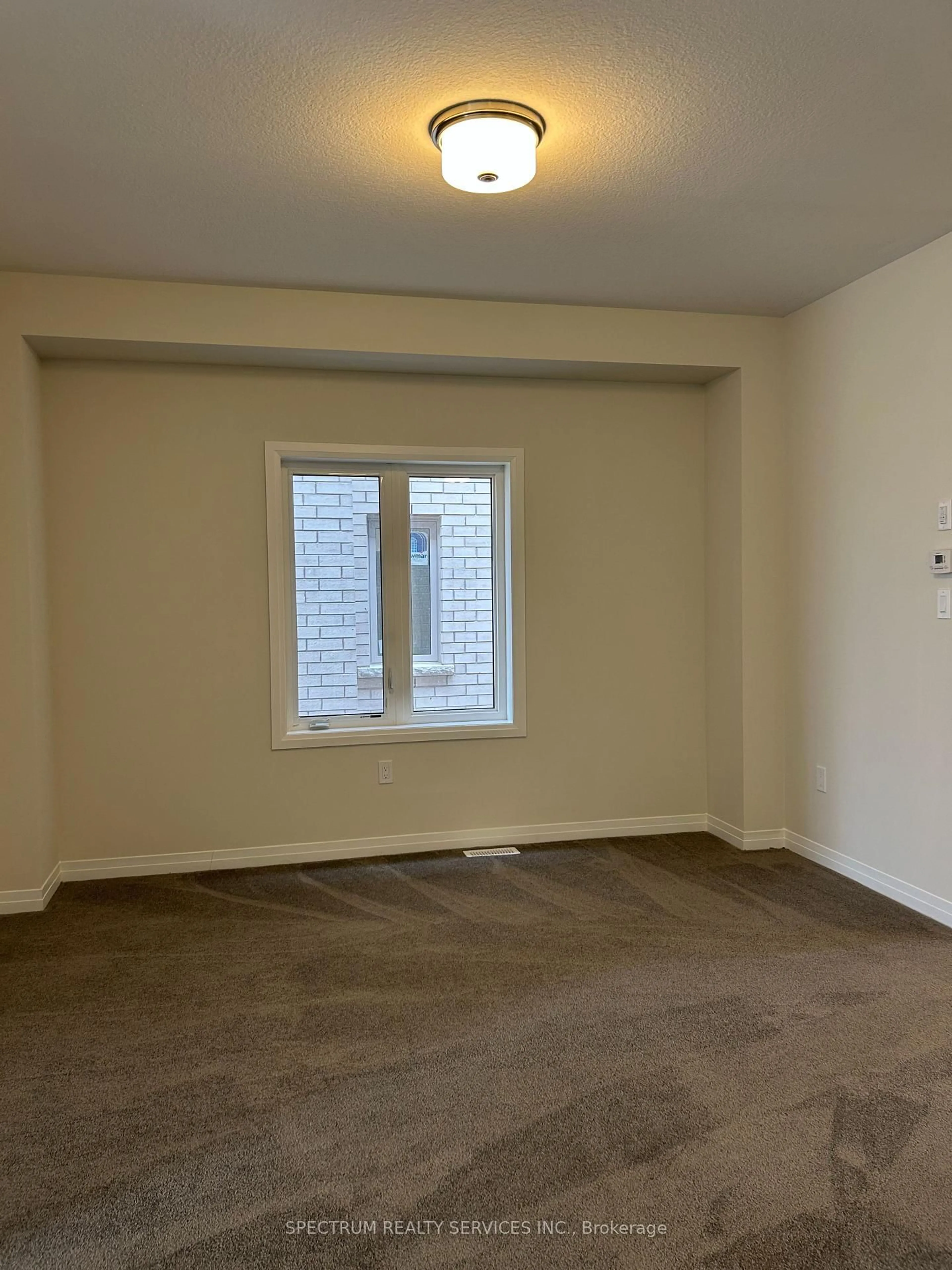 A pic of a room for 10 Arding Circ, Brantford Ontario N3L 0P6