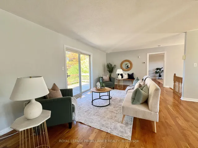 444 County Road 19, Prince Edward County 5