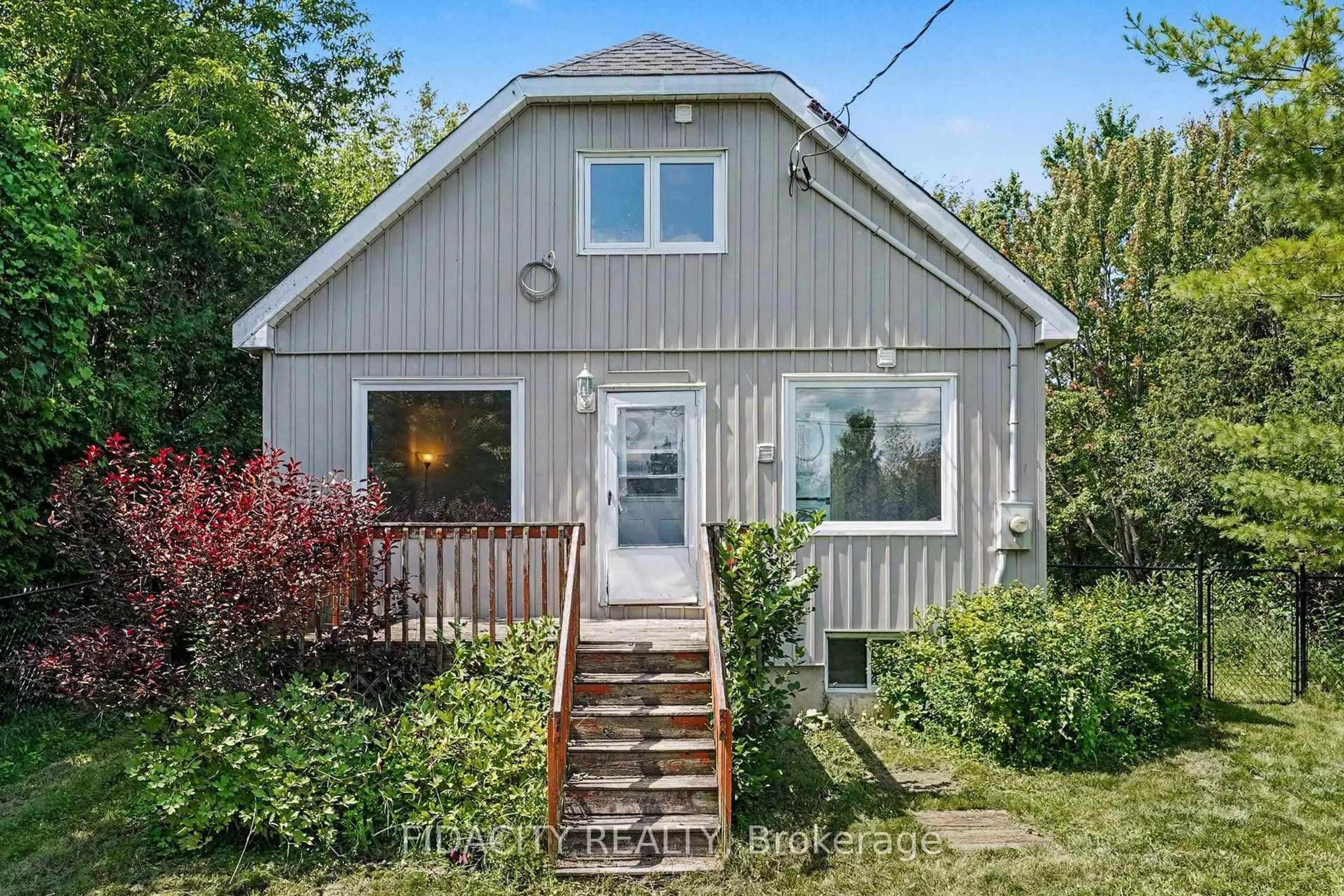 Unknown for 6811 Flewellyn Rd, Ottawa Ontario K2S 1B6