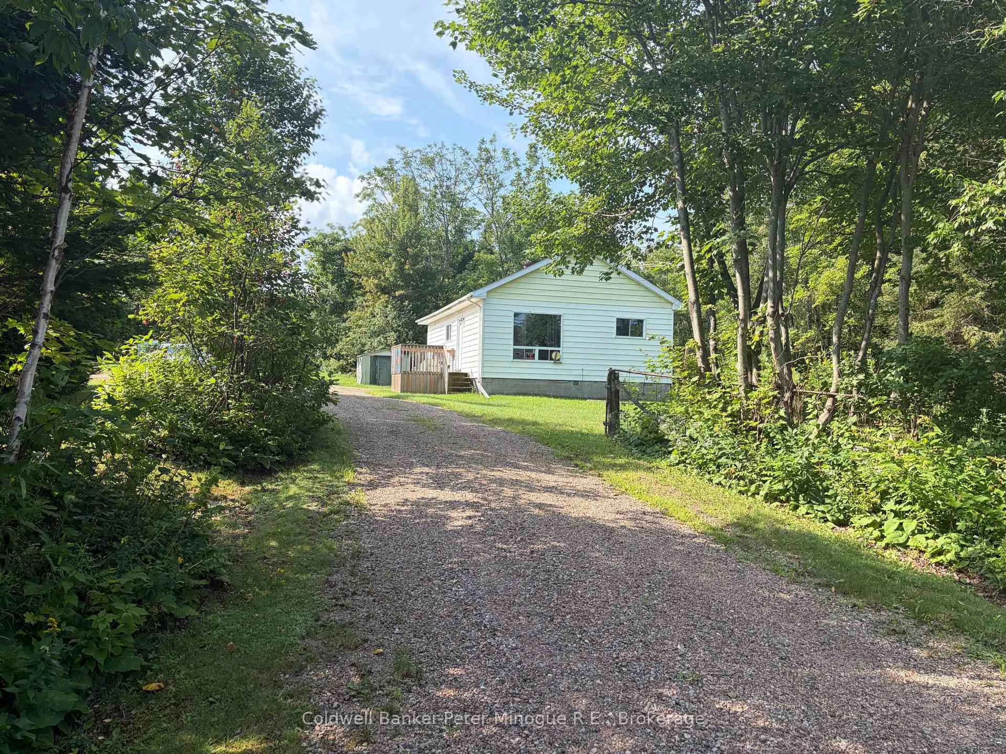 A pic from outside/outdoor area/front of a property/back of a property/a pic from drone, street for 4162 A & B Highway 17, Papineau-Cameron Ontario P0H 1V0