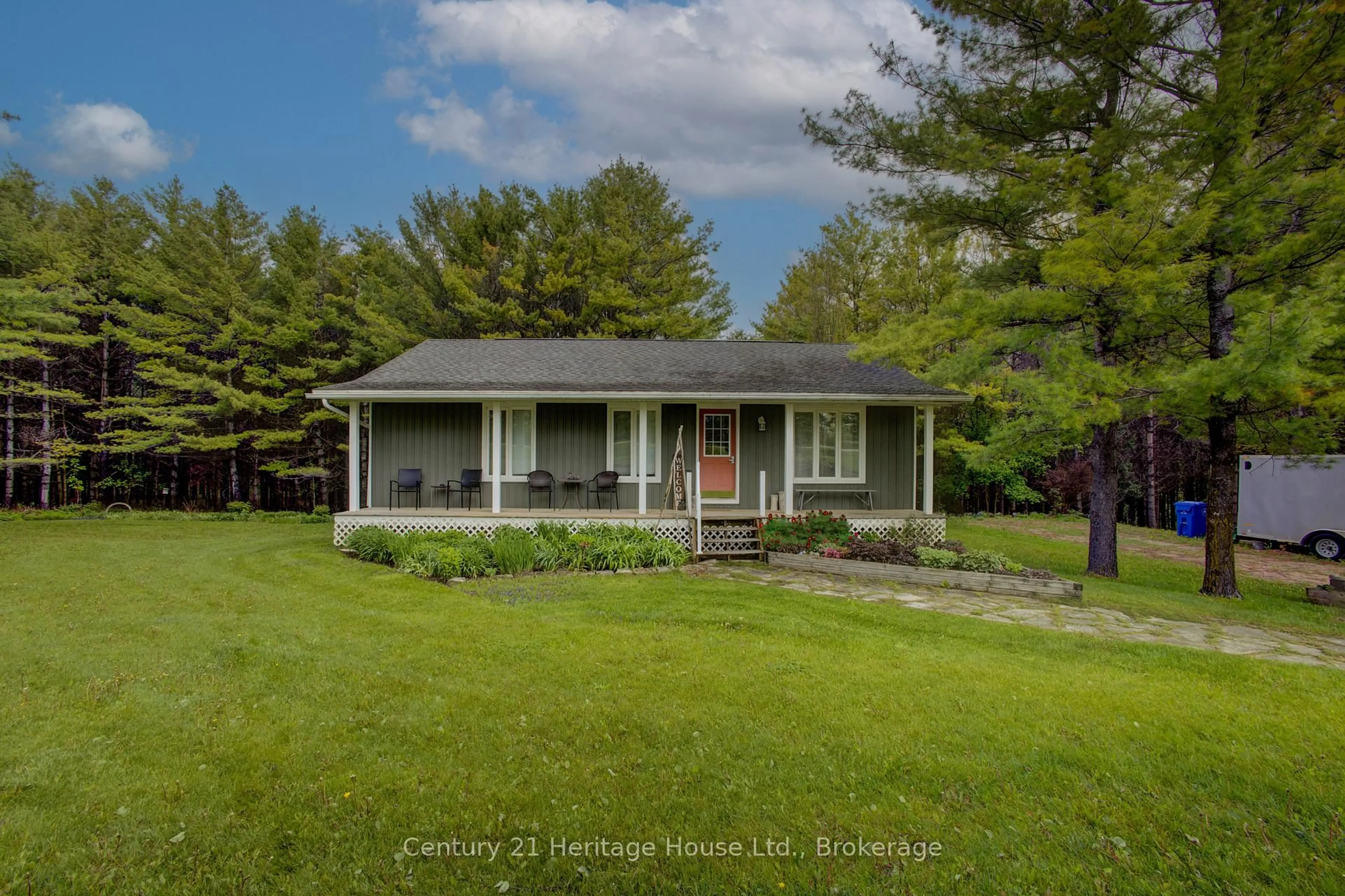 A pic from outside/outdoor area/front of a property/back of a property/a pic from drone, unknown for 262845 Varney Rd, West Grey Ontario N0G 1R0