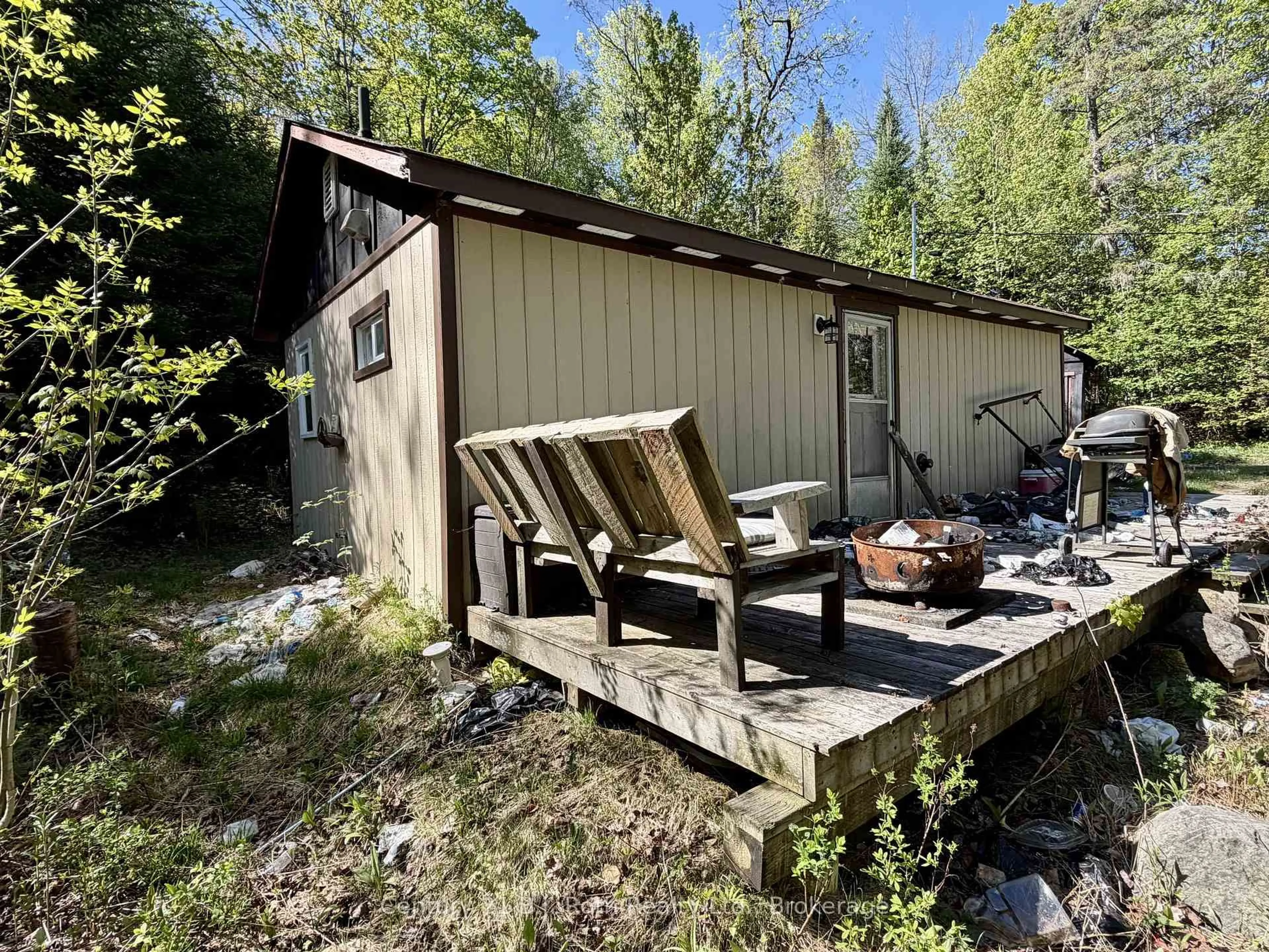Shed for 1709 60 Highway, Huntsville Ontario P1H 1A2
