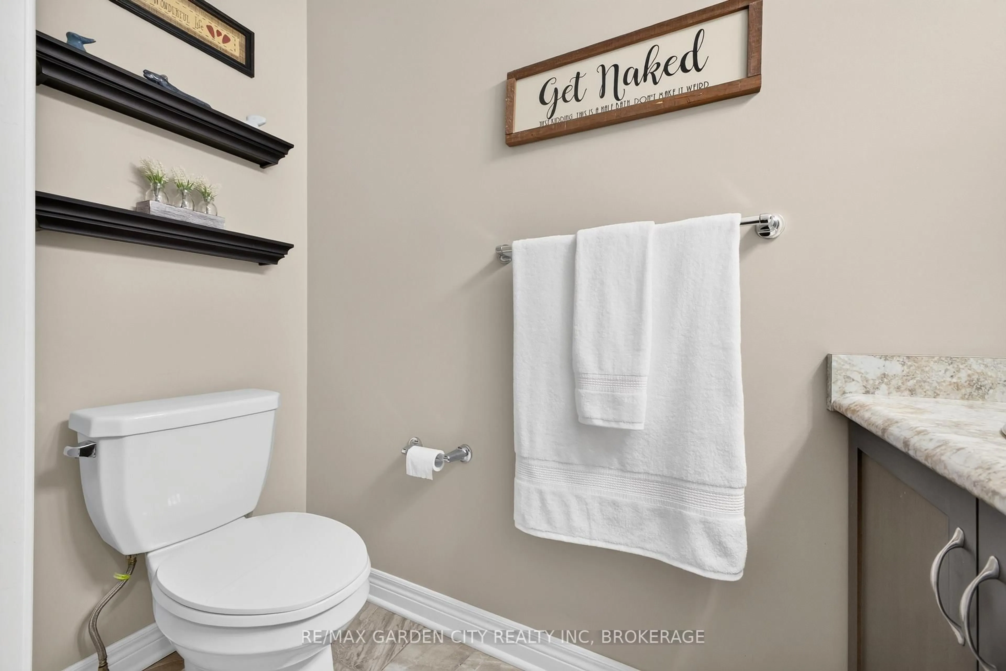 Contemporary bathroom, ceramic/tile floor for 6569 Frederica St, Niagara Falls Ontario L2G 1E1