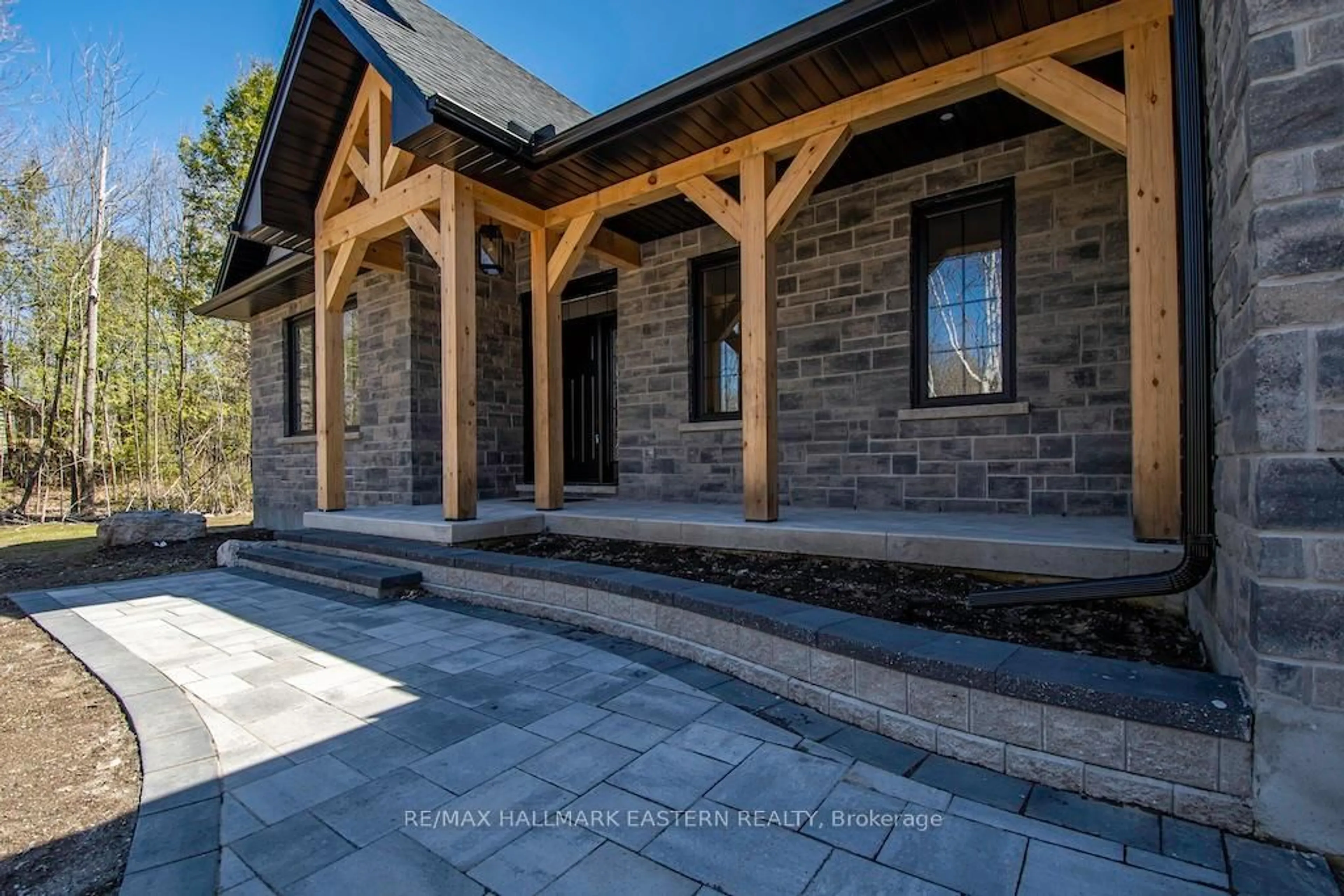 Patio, unknown for 11 Maplewood Crt, Trent Lakes Ontario K0L 1J0
